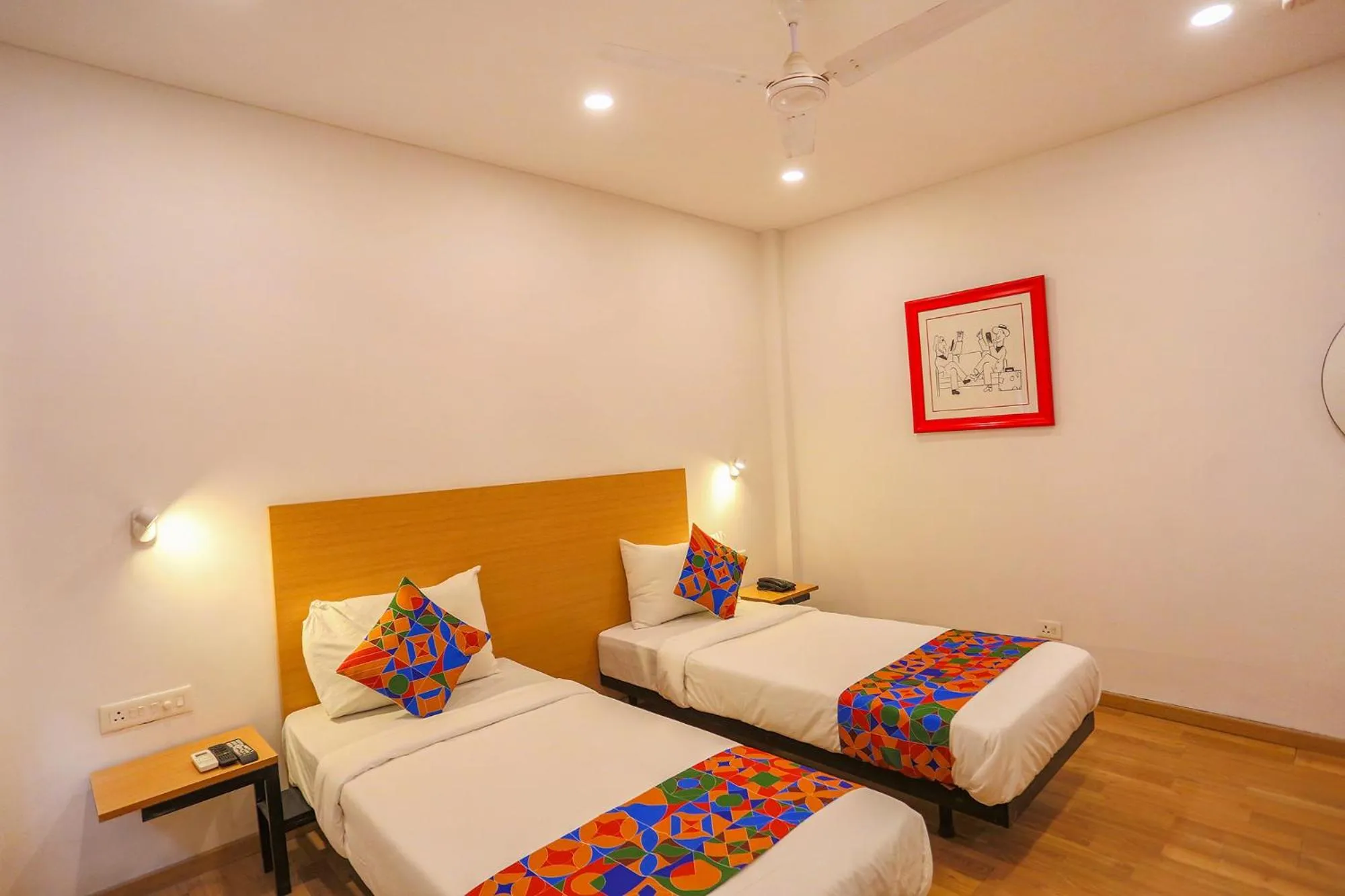 Bed in FabHotel Moro Paschim Vihar