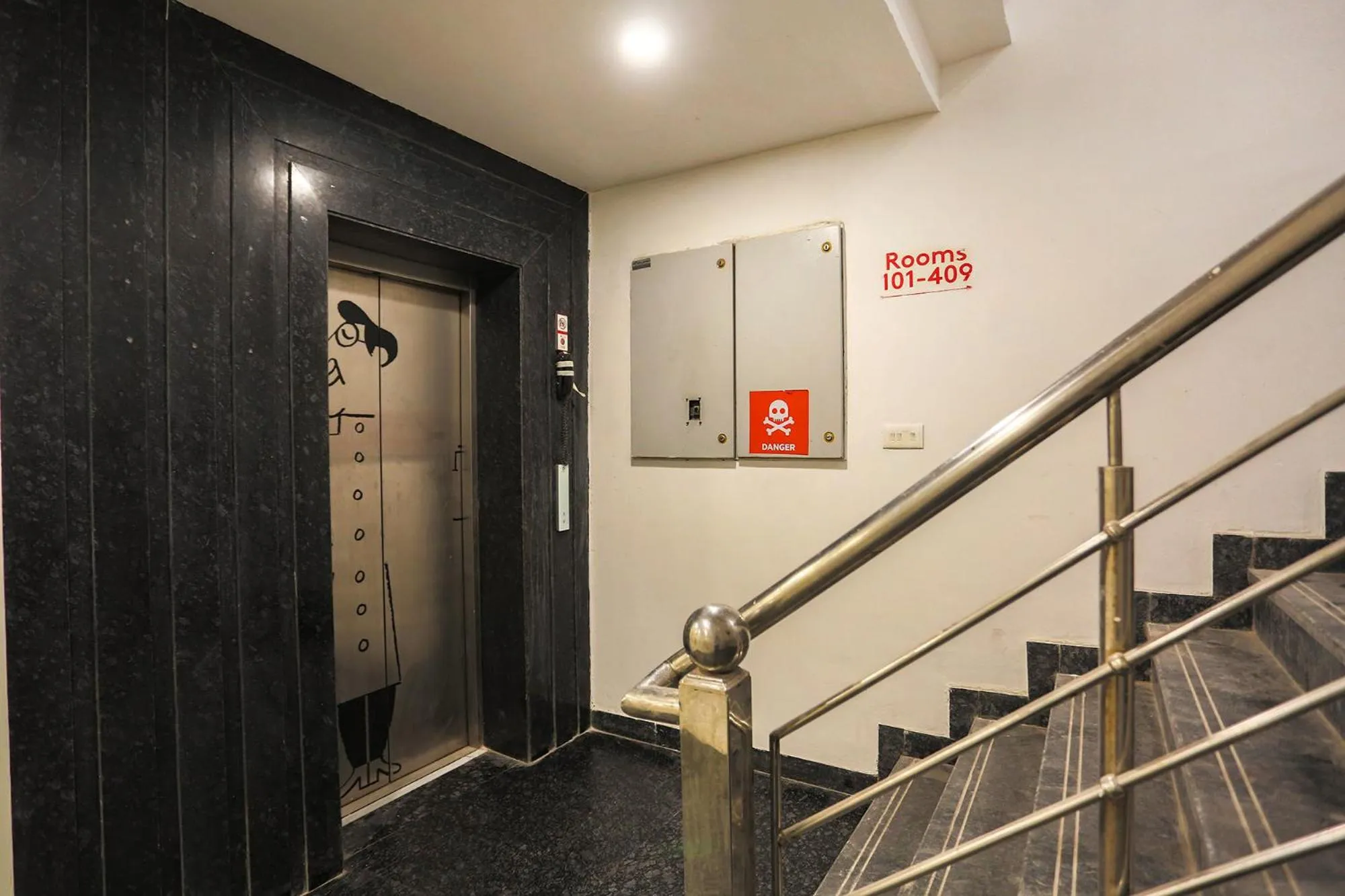 elevator in FabHotel Moro Paschim Vihar