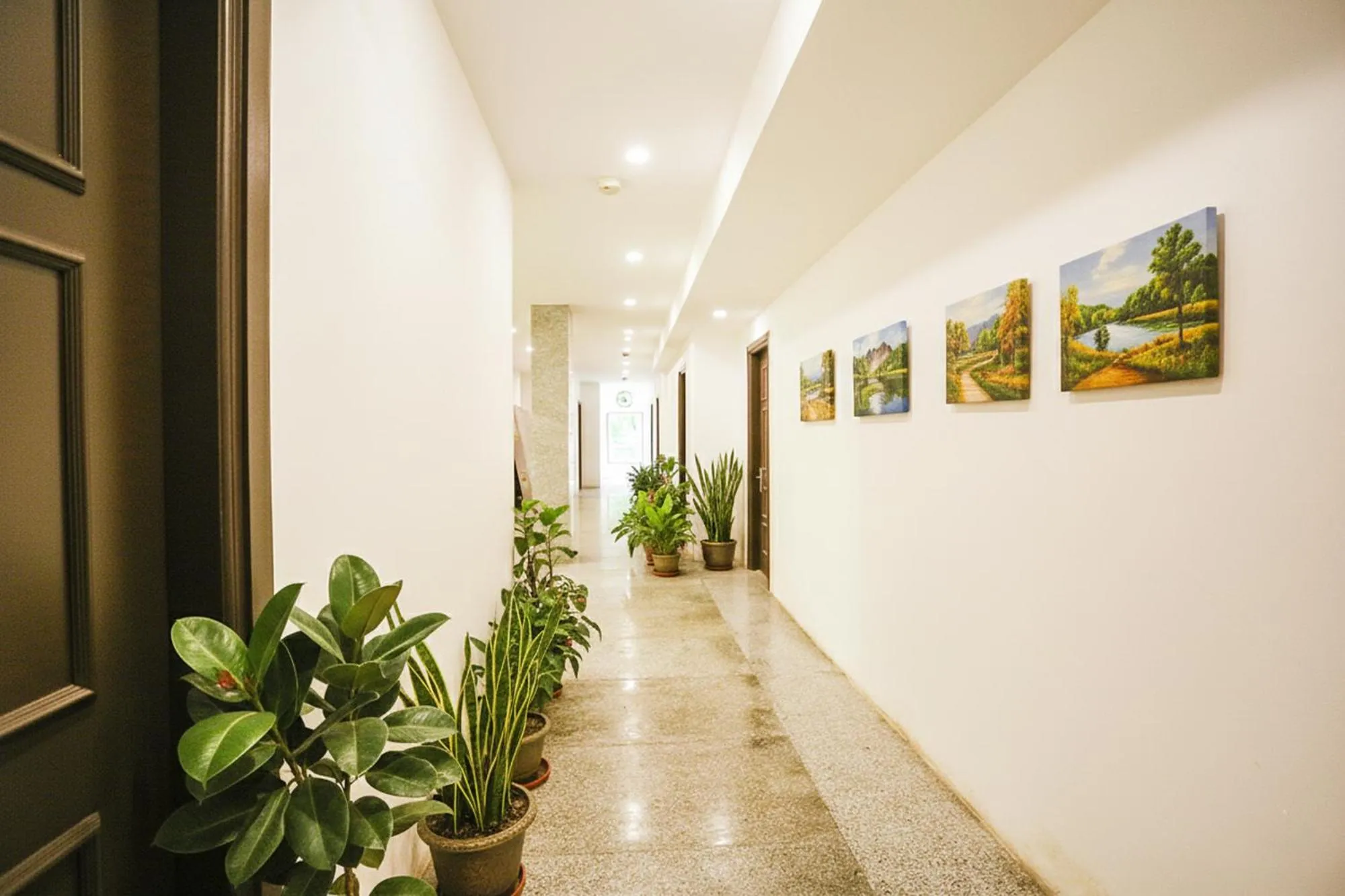 Lobby or reception in FabHotel Moro Paschim Vihar
