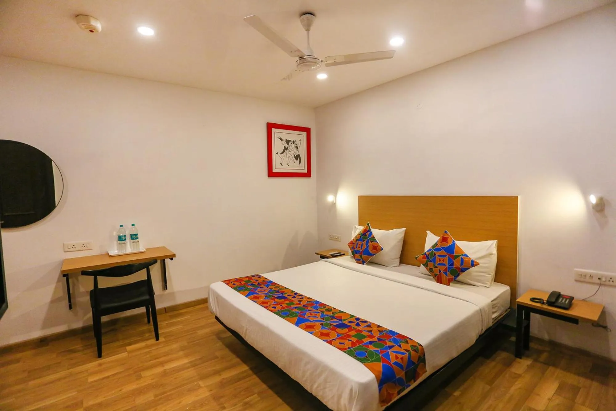 Bed in FabHotel Moro Paschim Vihar