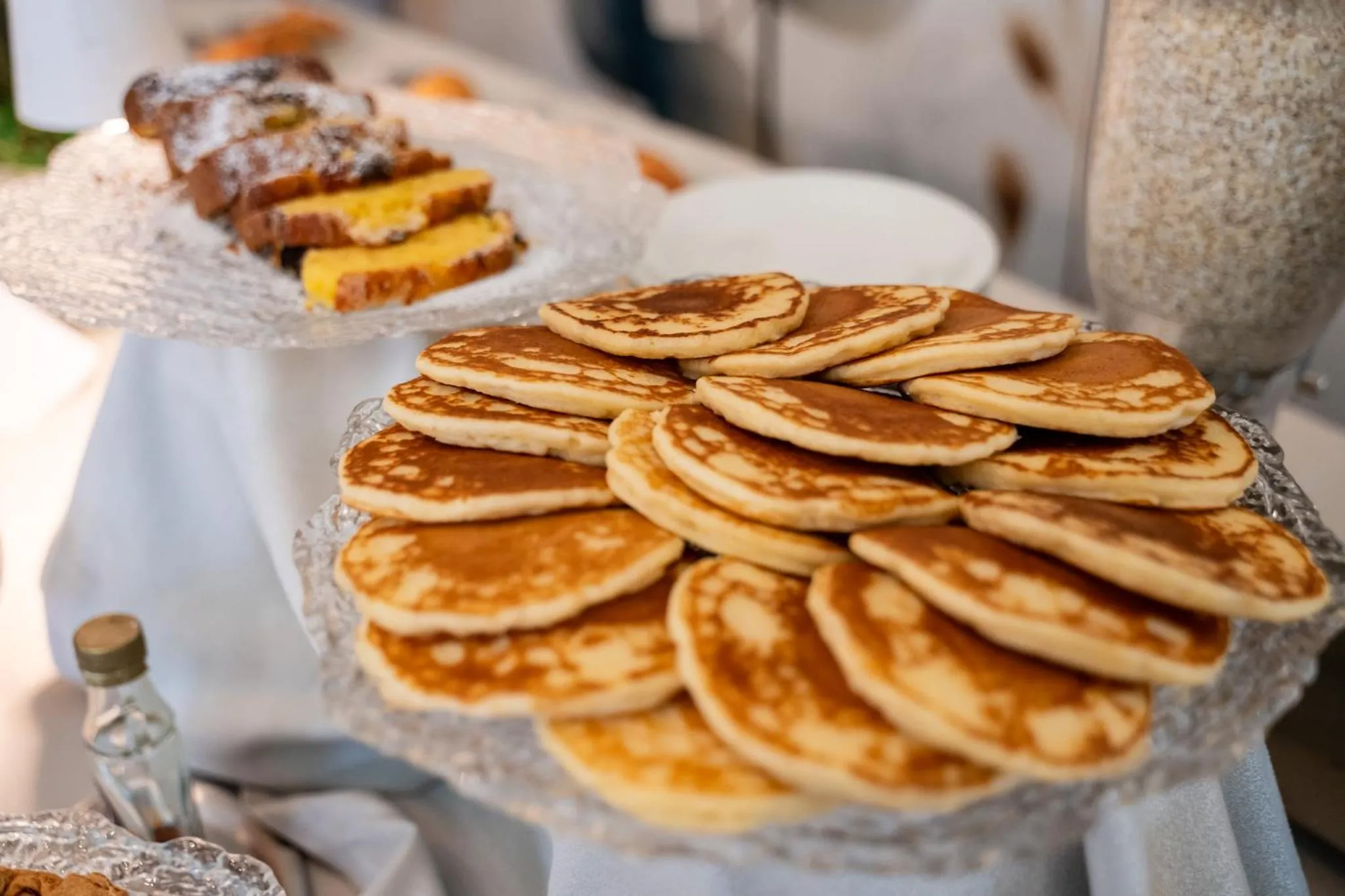 Continental breakfast in Hotel Garden Experience