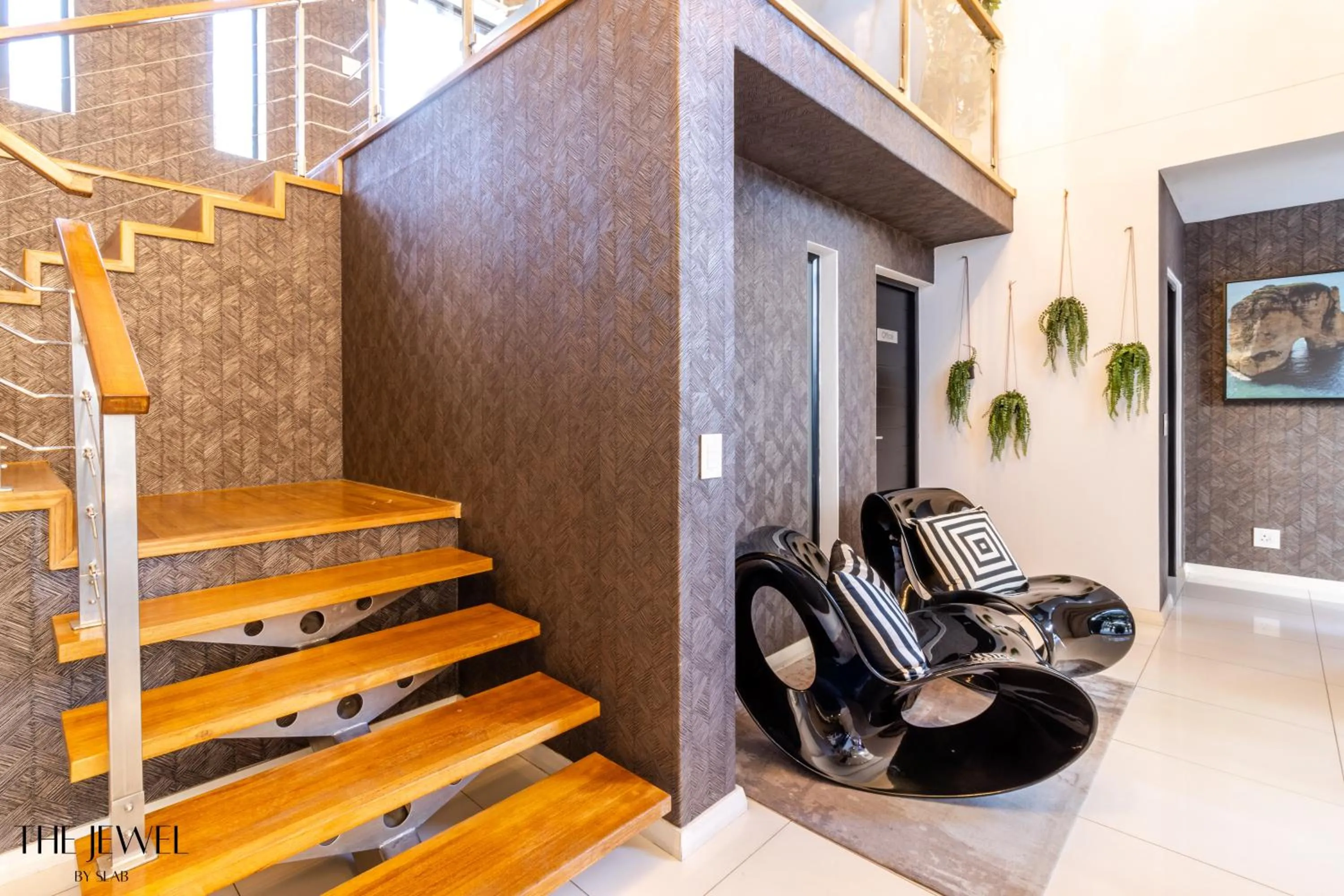 Facade/entrance in The Jewel B&B