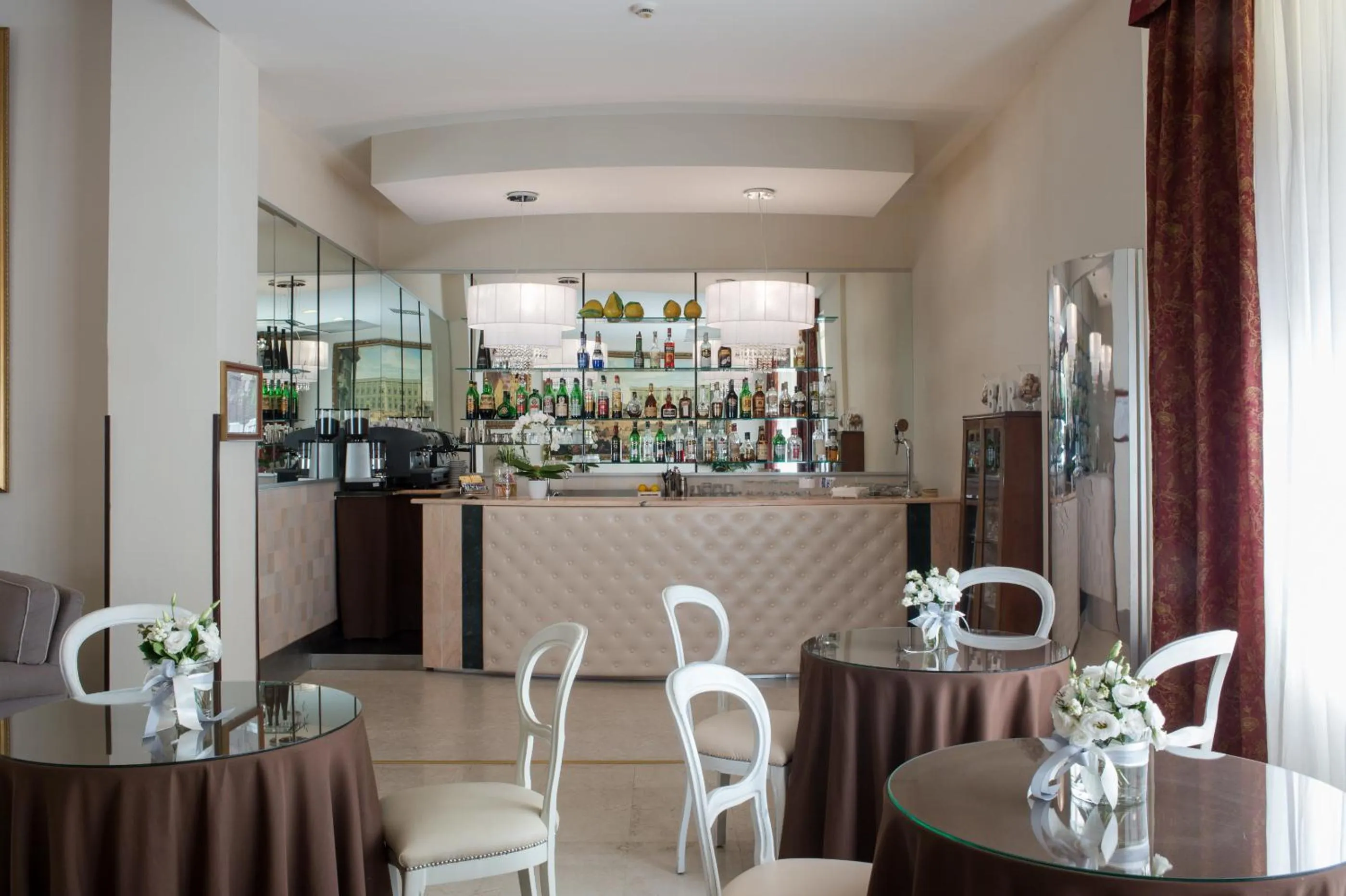 Lounge or bar in Hotel Ariston & Spa