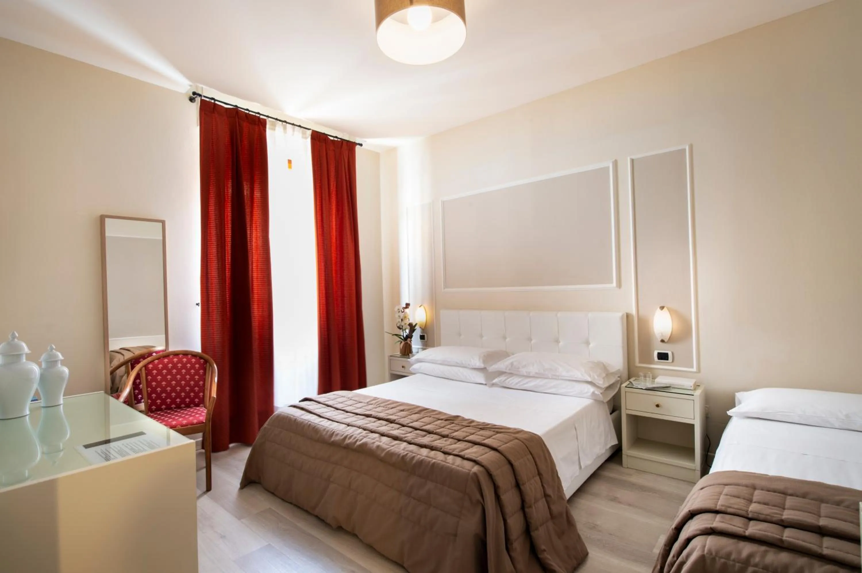 Bedroom, Bed in Hotel Ariston & Spa