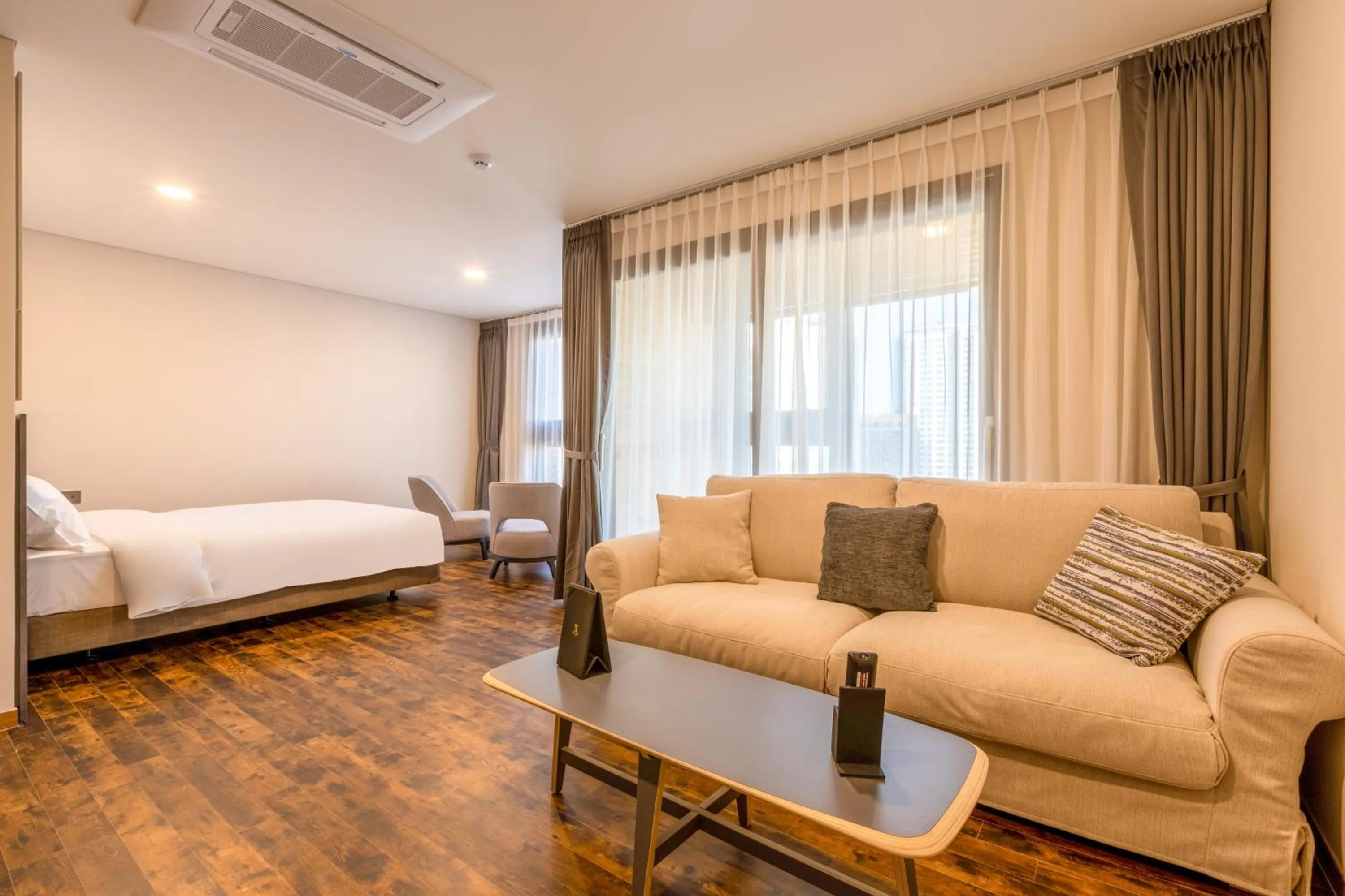 Bed in Urban-Est Hotel