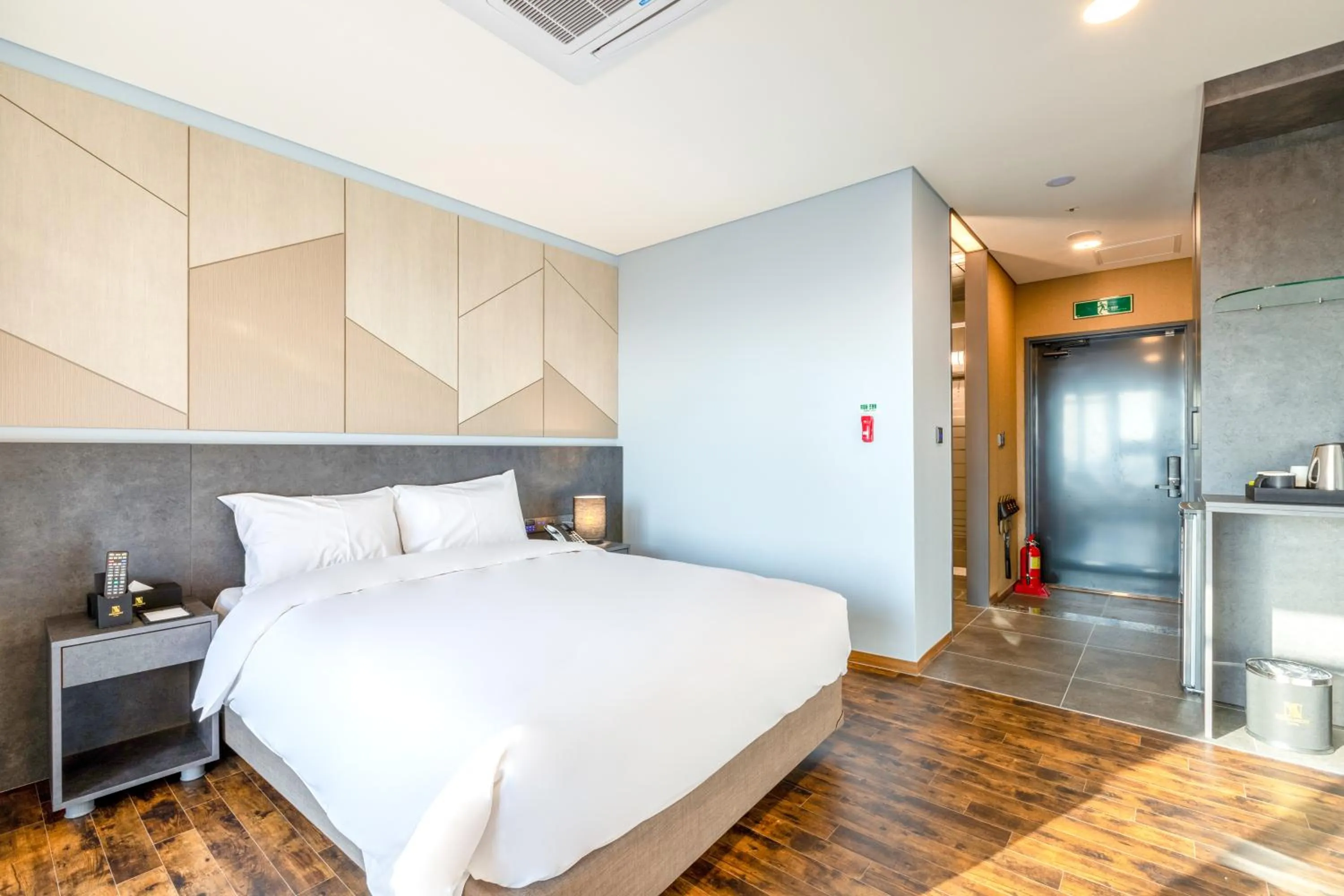 Bed in Urban-Est Hotel