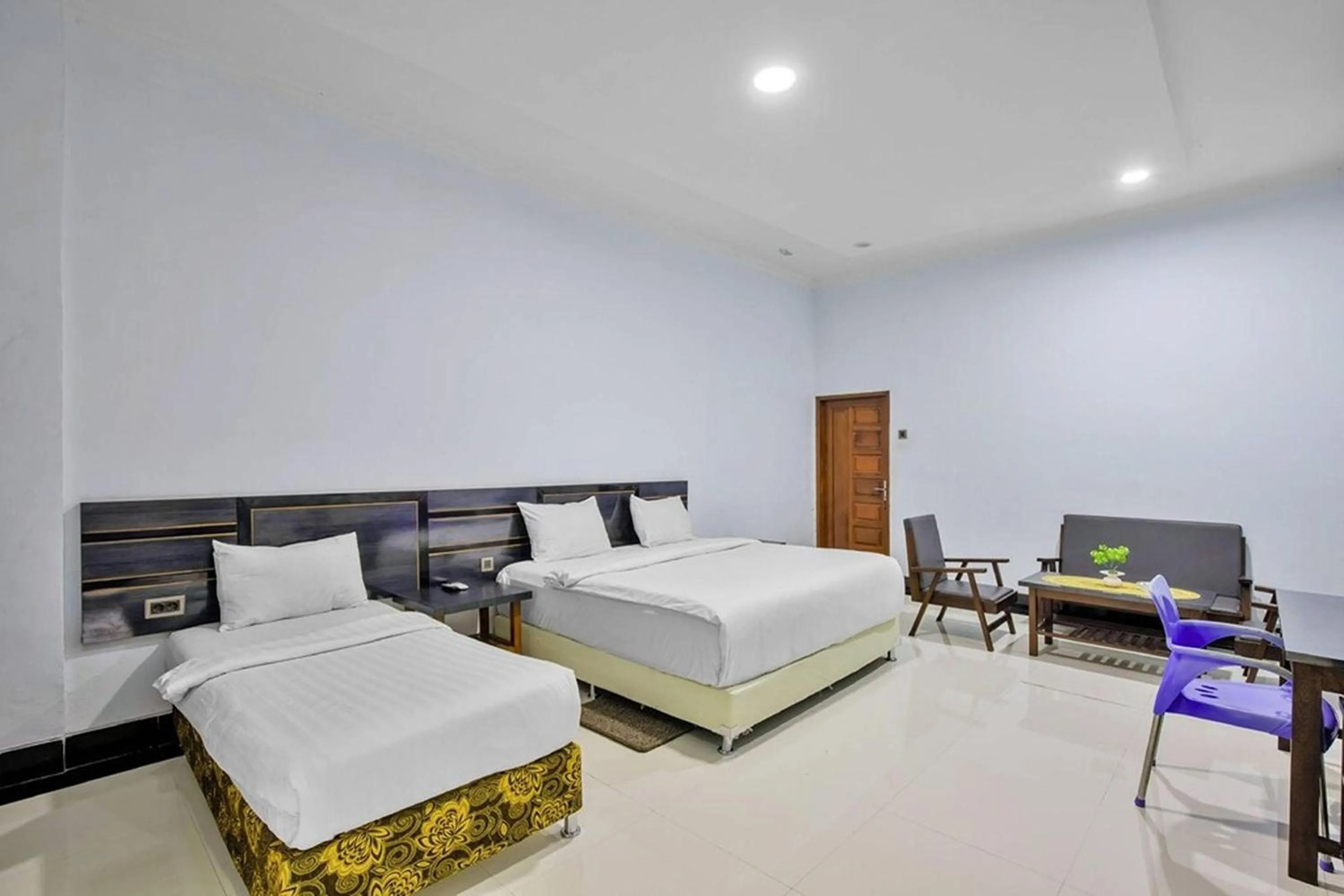 Bed in Malibou Hotel Medan