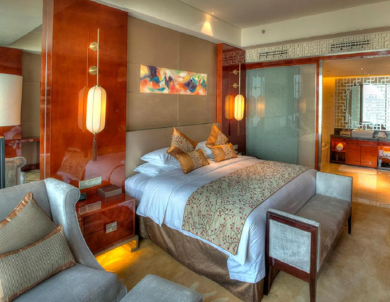 Photo of the whole room, Bed in Felton Grand Hotel Chengdu