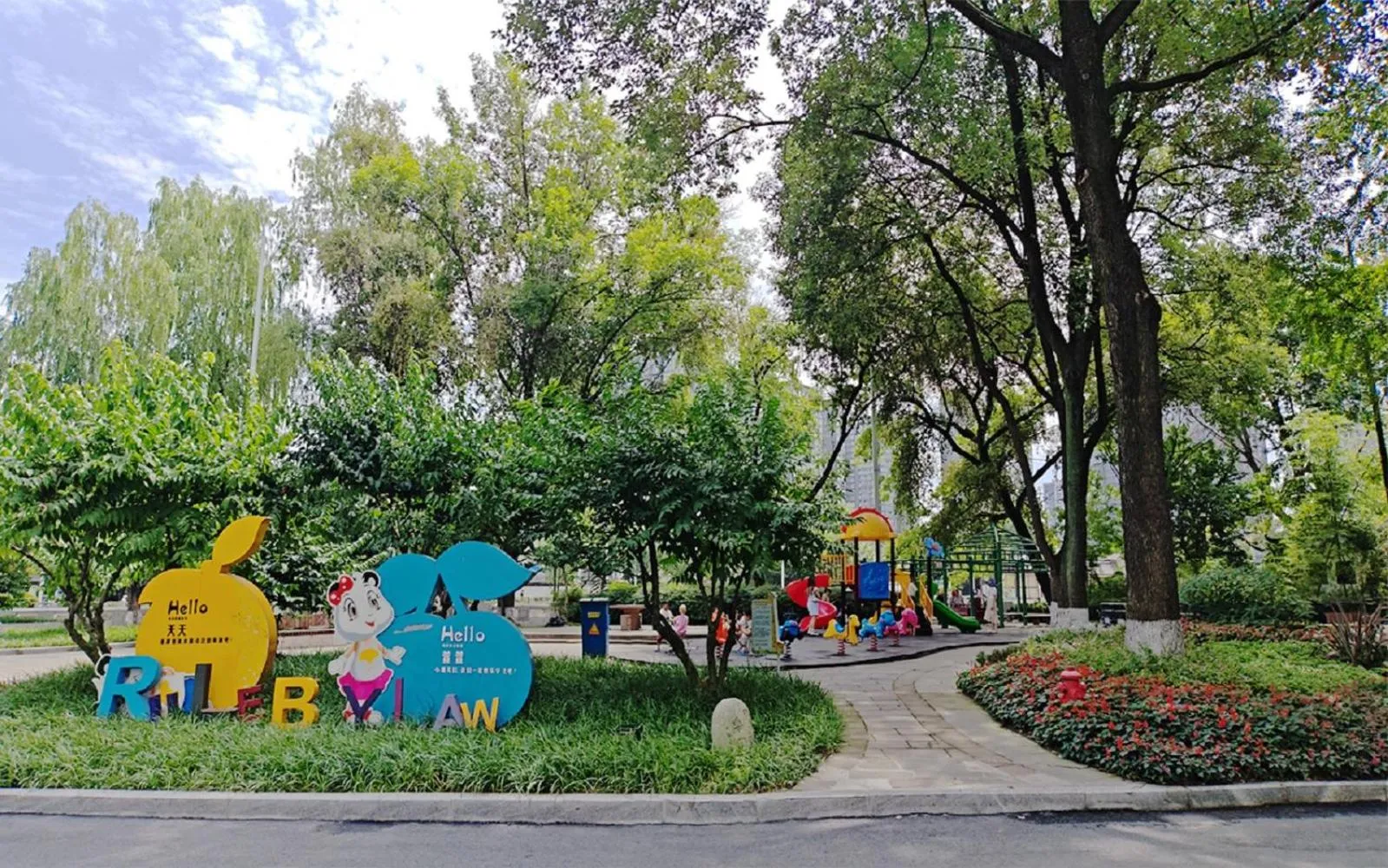 children in Felton Grand Hotel Chengdu