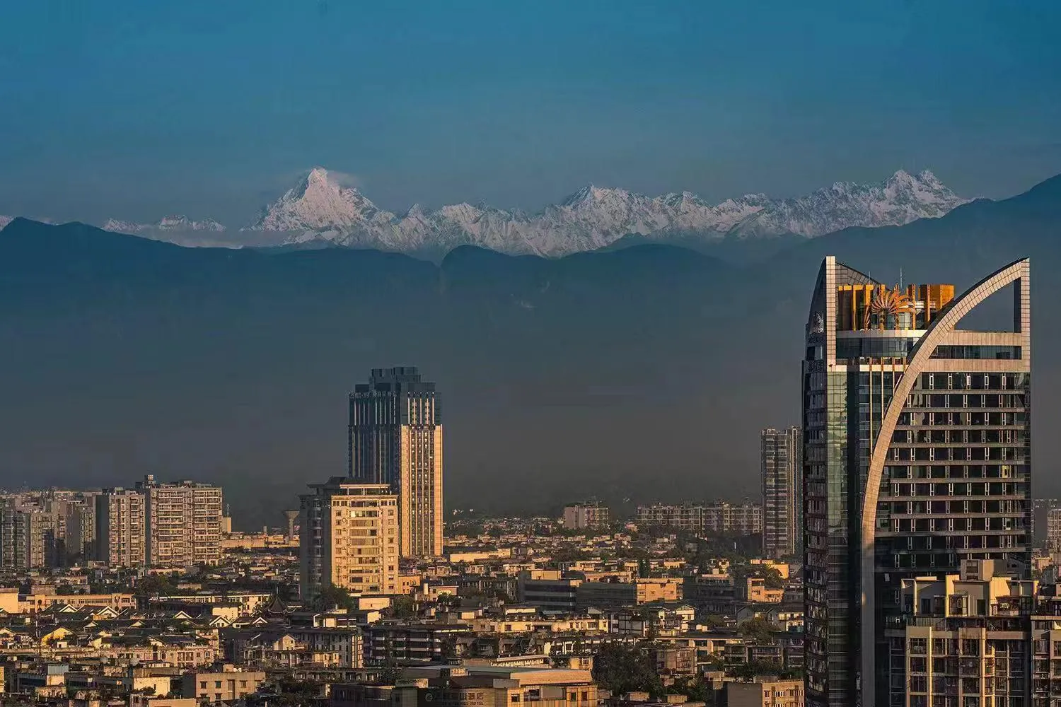 Property building in Felton Grand Hotel Chengdu