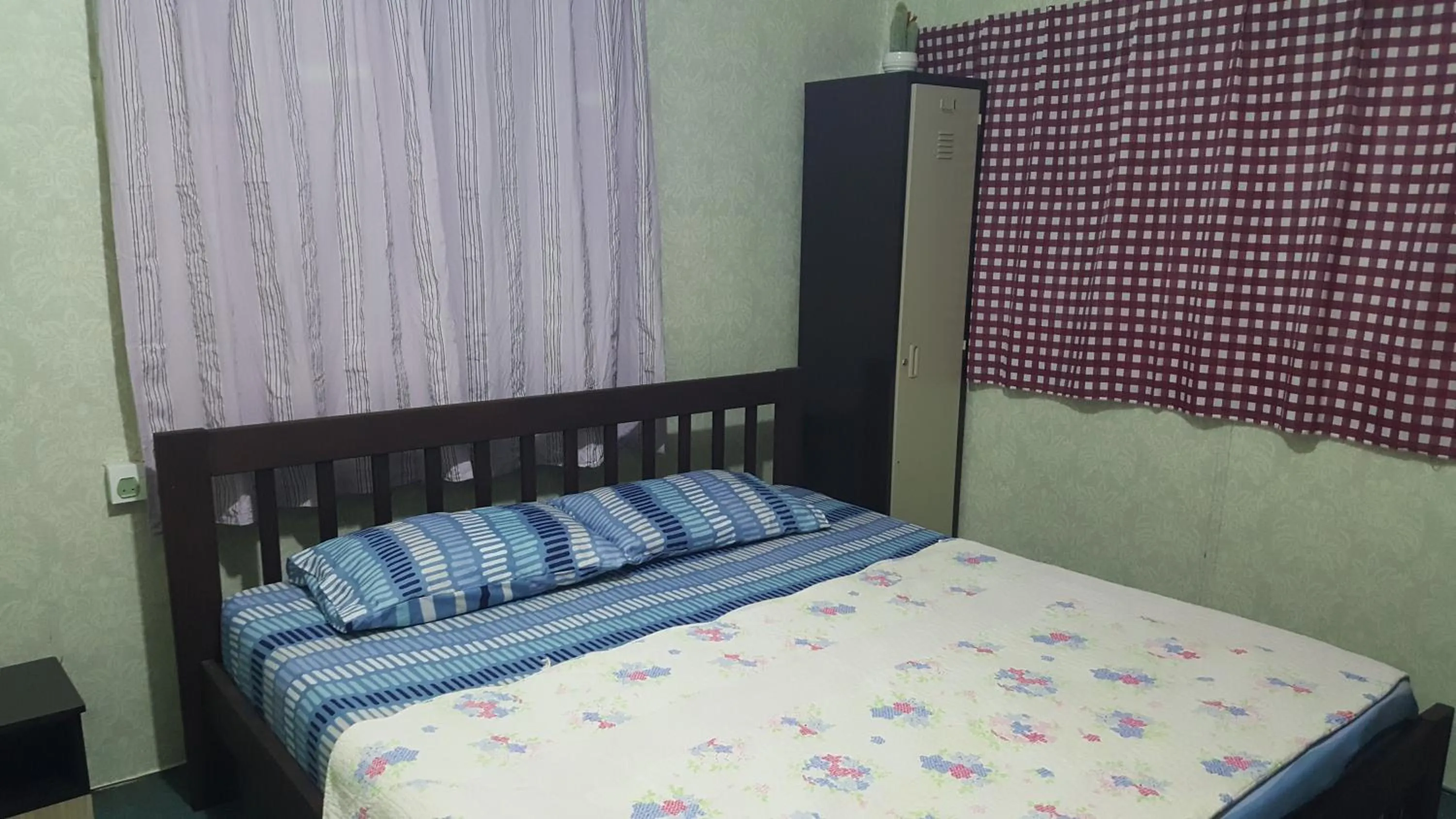 Bedroom, Bed in Marco Polo Guest House
