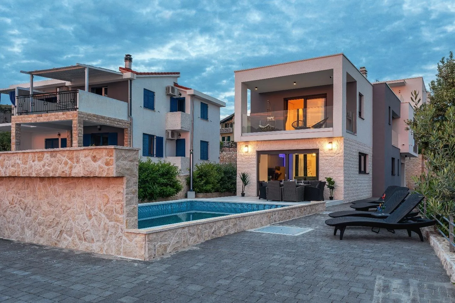 Property building in Villa Marionella