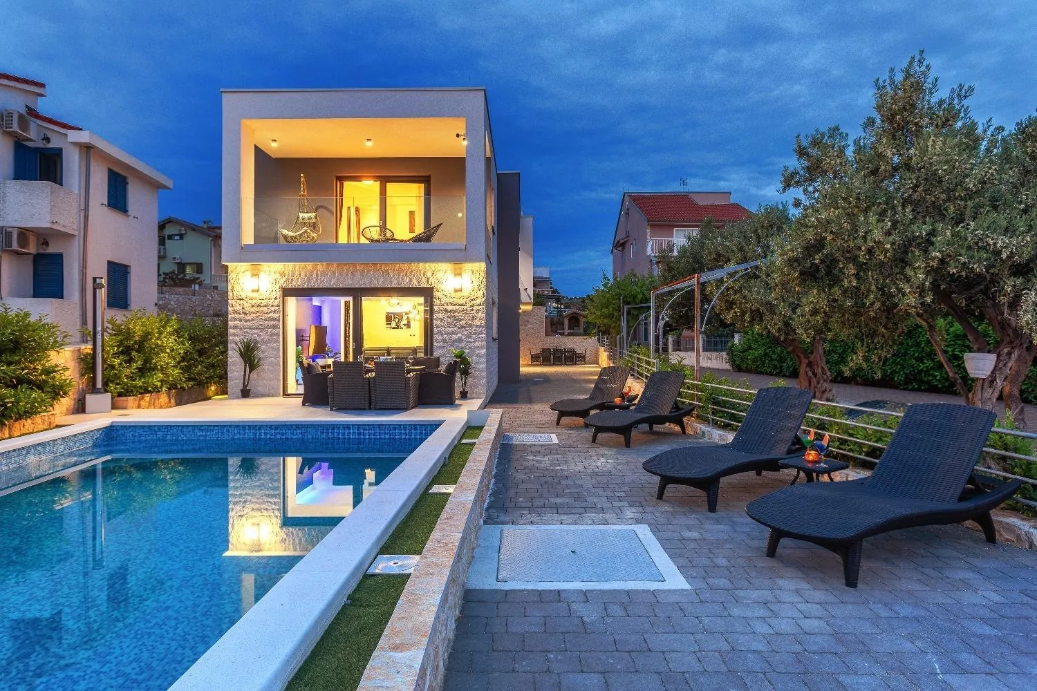 Property building in Villa Marionella