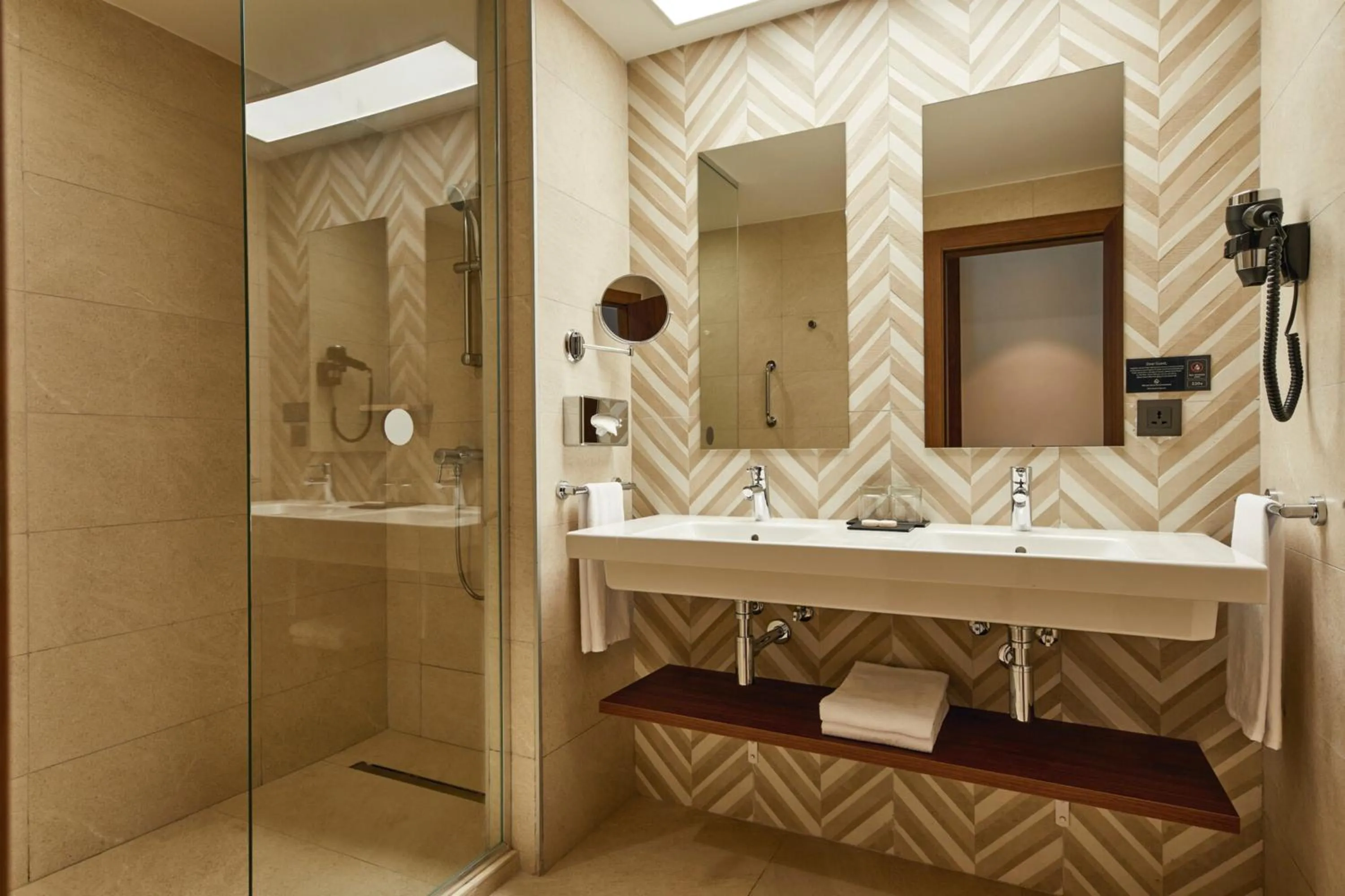 Shower in Hotel Riu Jambo - All Inclusive