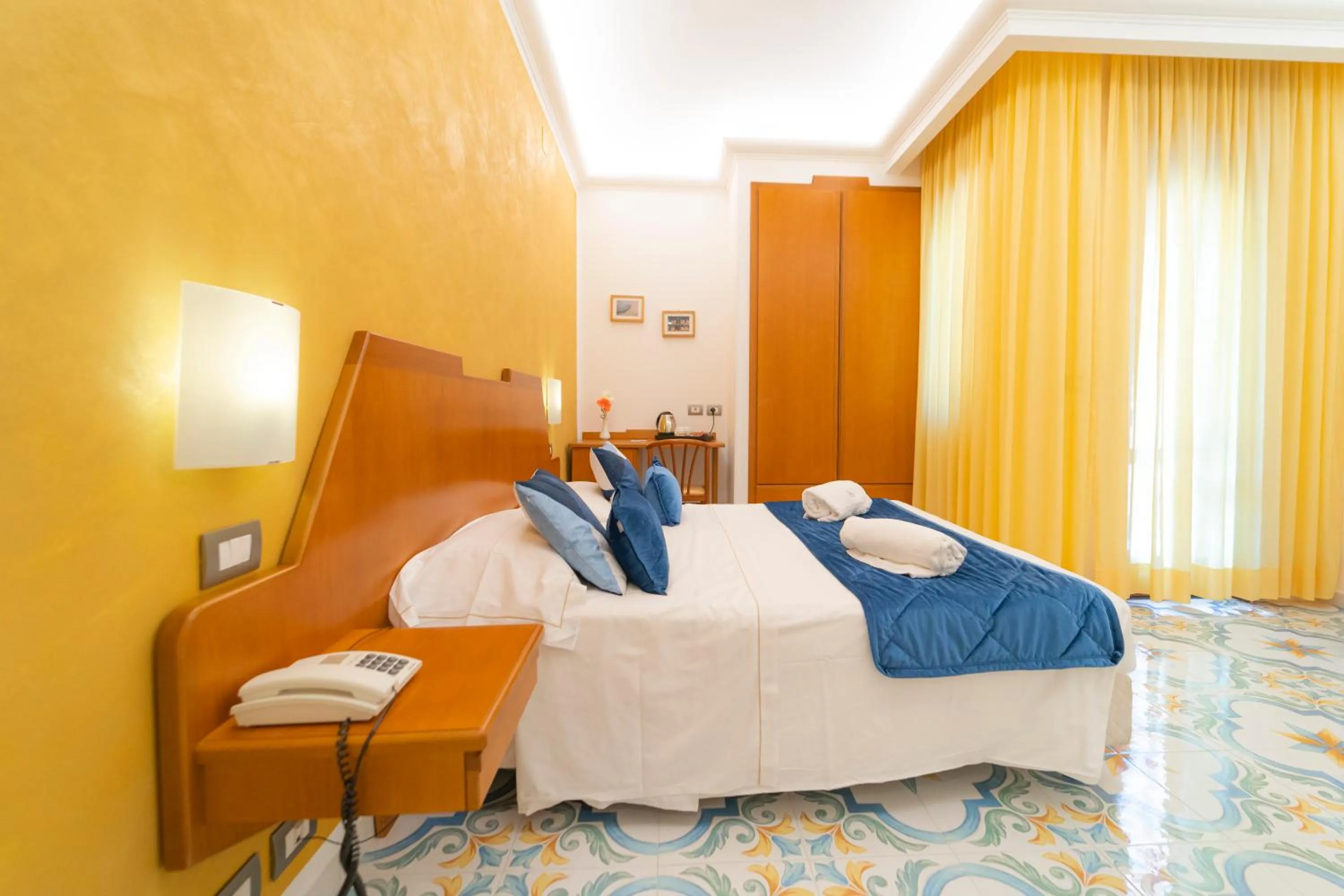 Bed in Hotel San Pietro