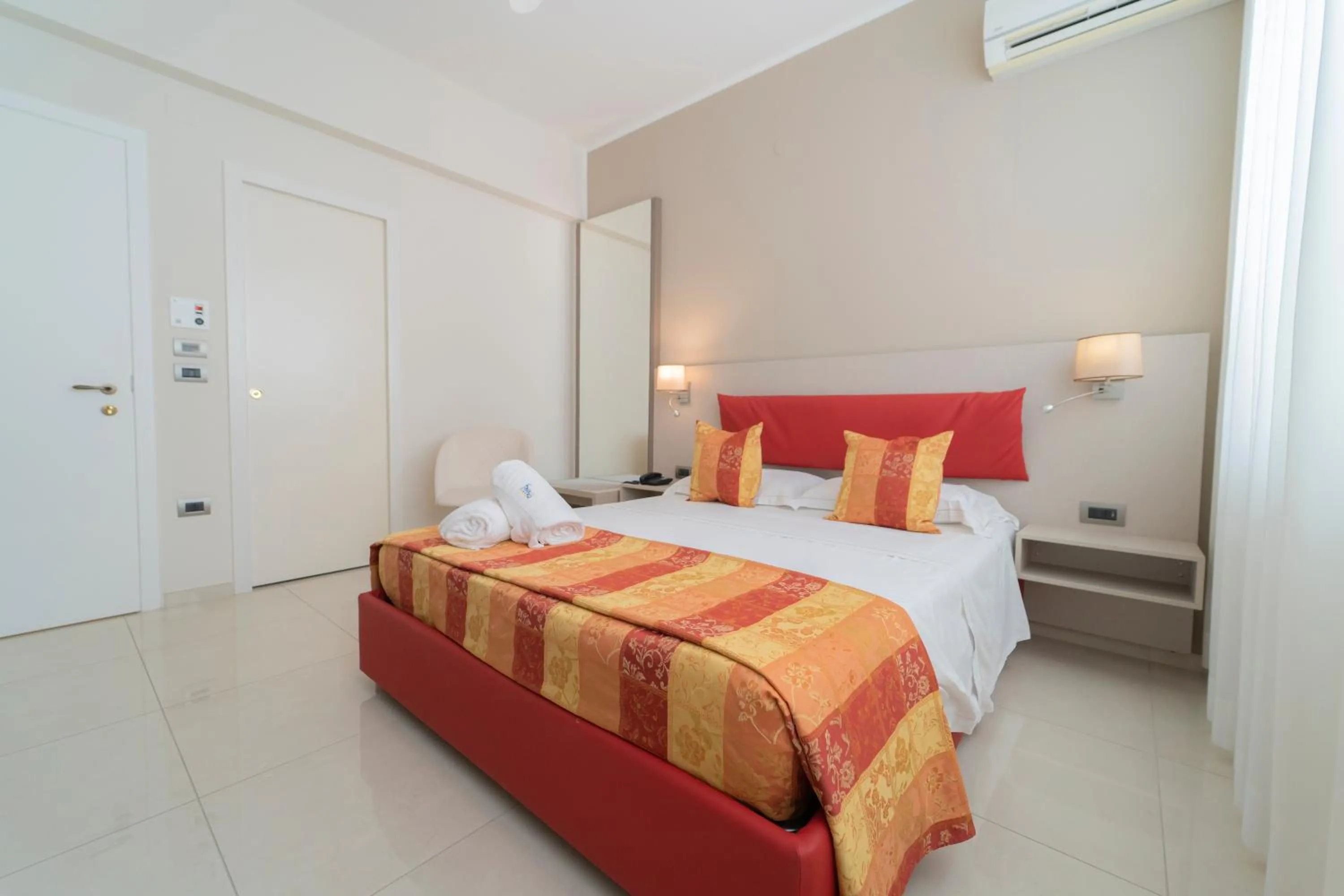 Bed in Hotel San Pietro