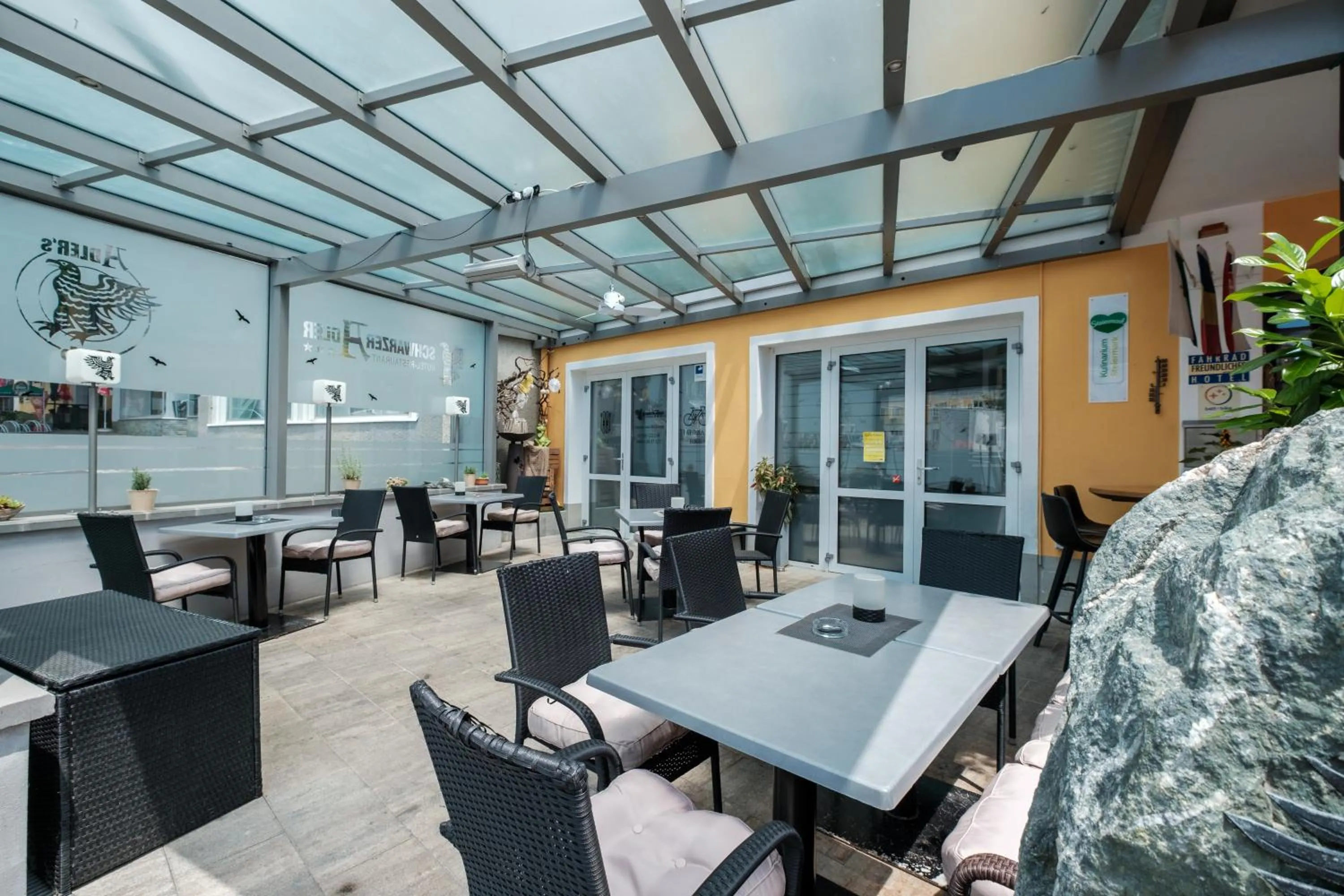 Restaurant/places to eat in Hotel Restaurant Schwarzer Adler