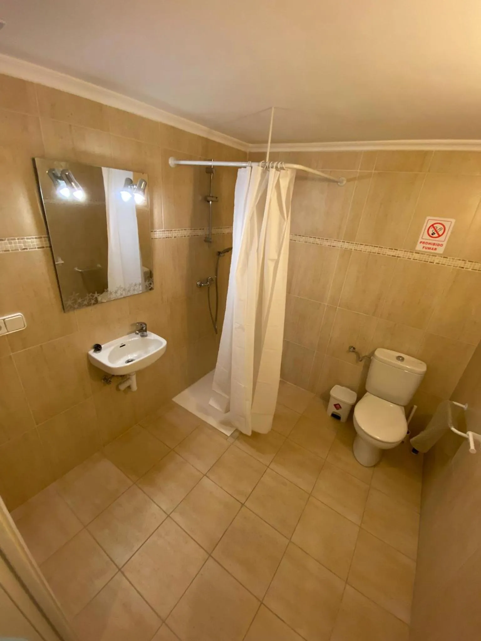 Bathroom in Pension El Dorado