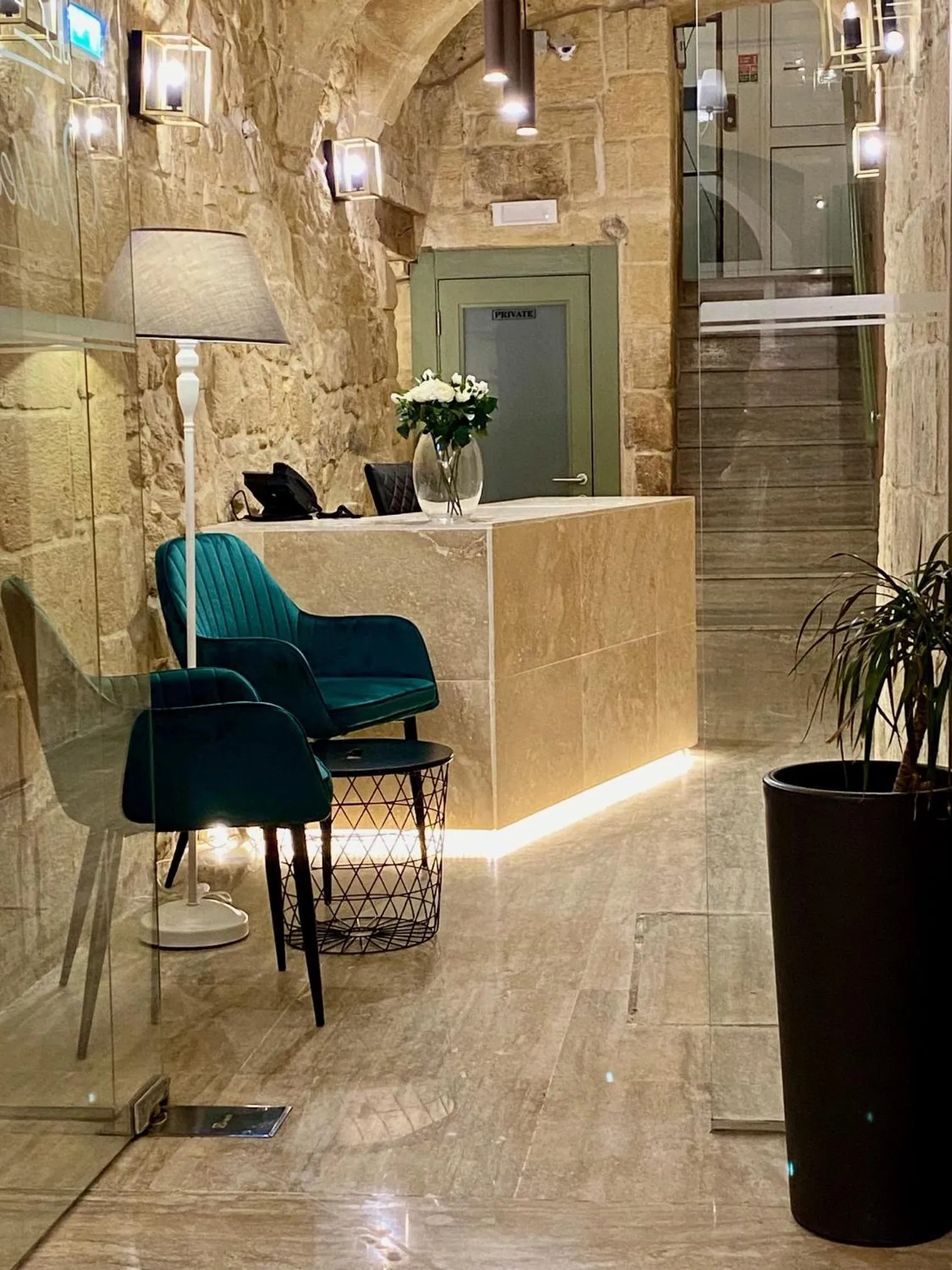 Facade/entrance in Tritoni Harbour suites - Valletta