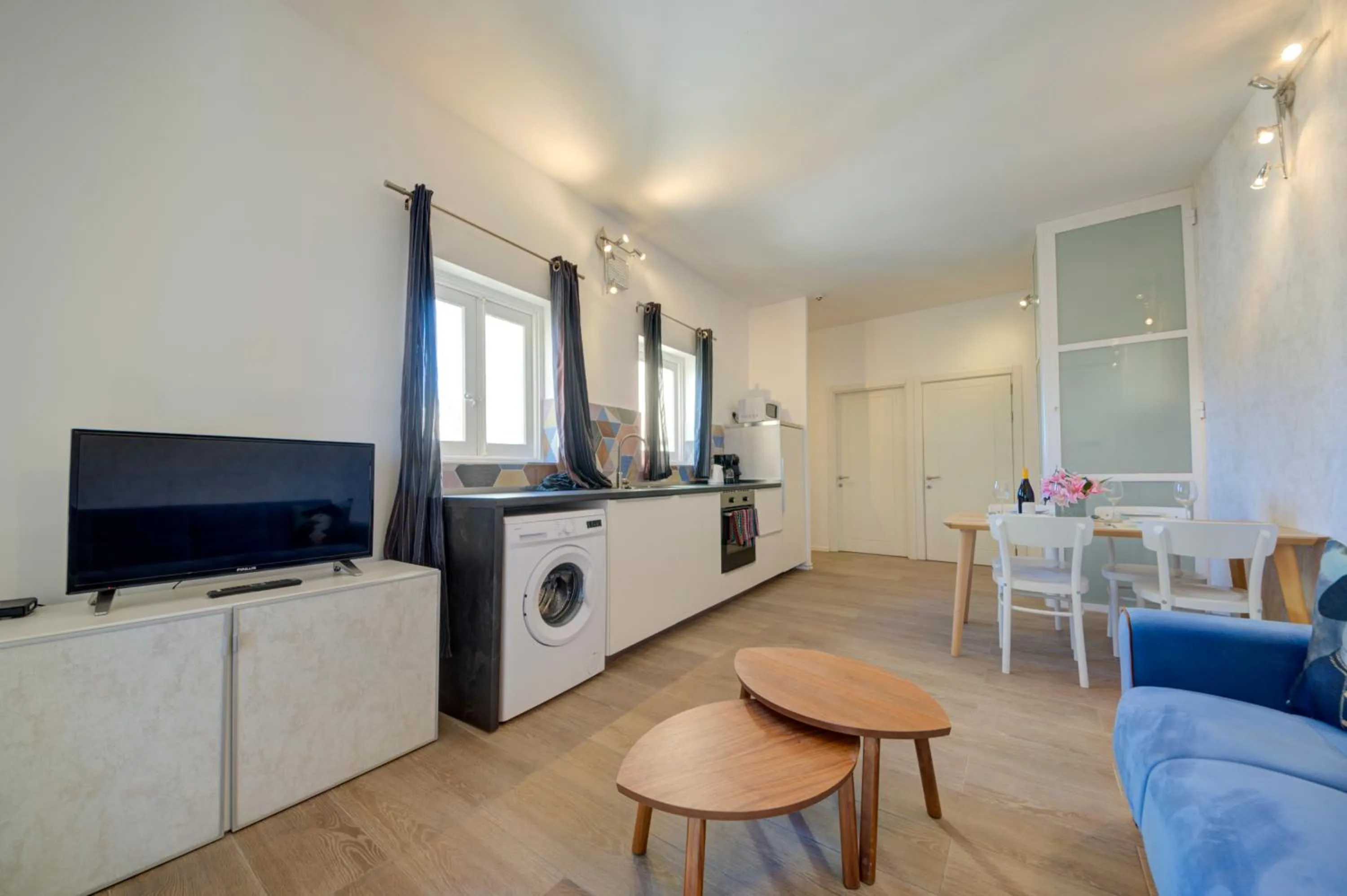 TV and multimedia in Tritoni Harbour suites - Valletta