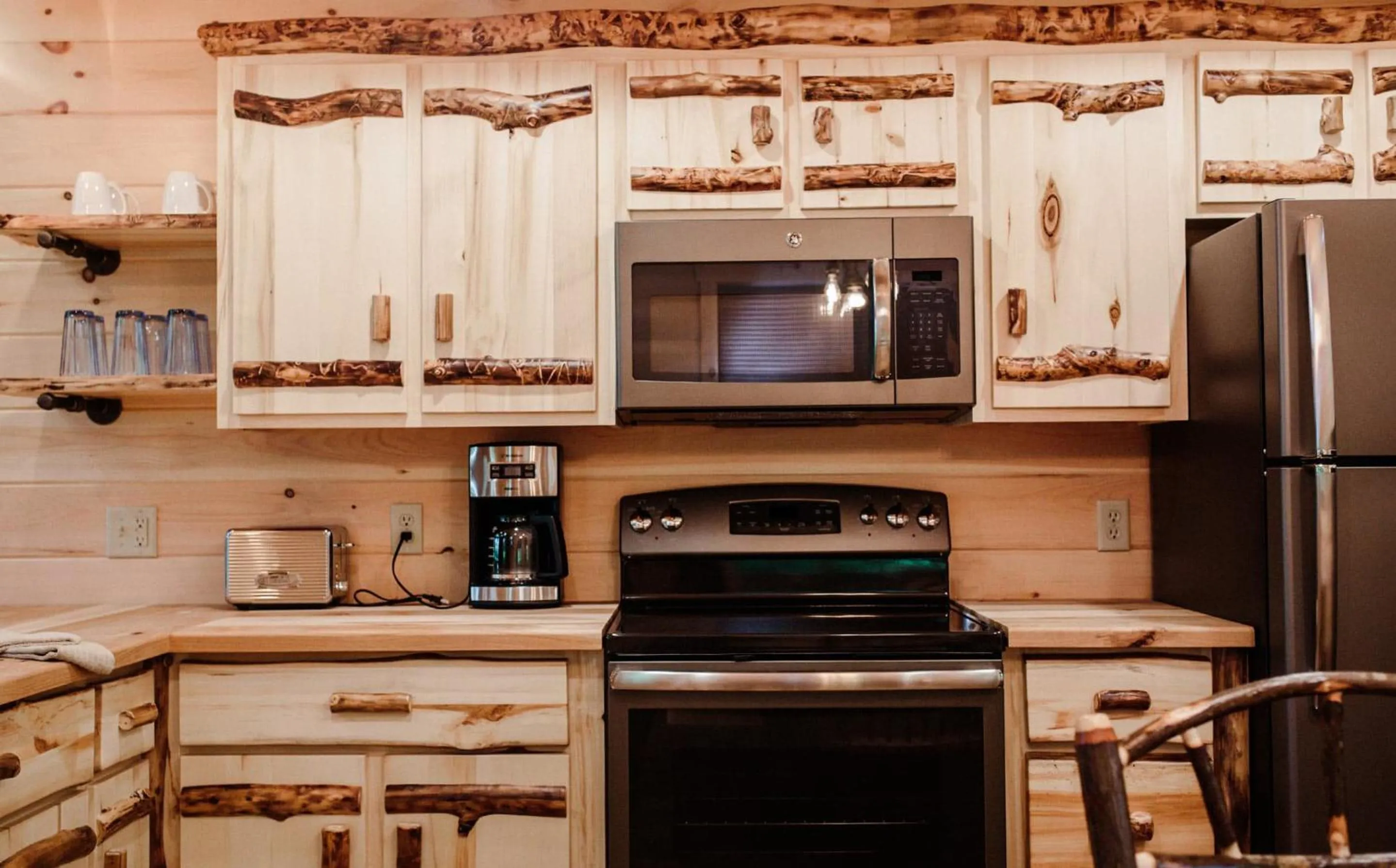 Kitchen or kitchenette in Treehouse #1 by Amish Country Lodging