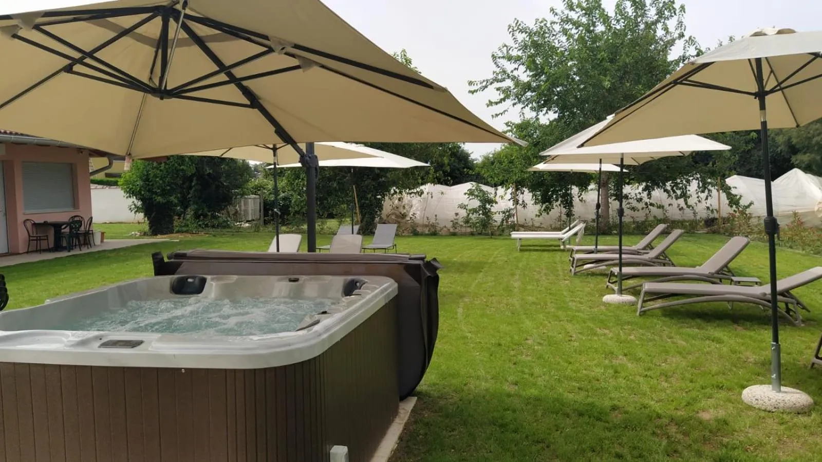 Open Air Bath in Hotel Ristorante alla Campagna
