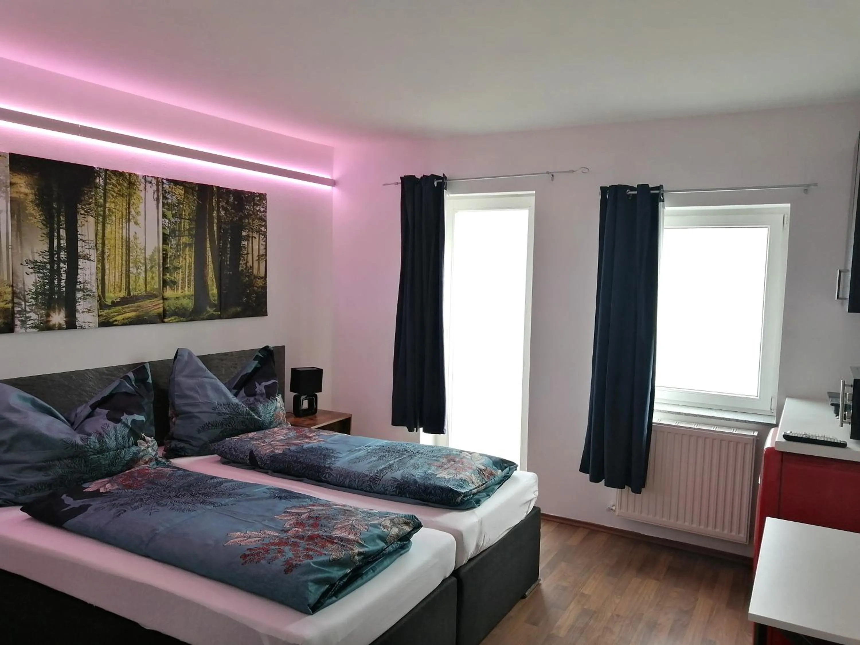 Bed in Motel Graz Ost I Free Parking I Self Check-in