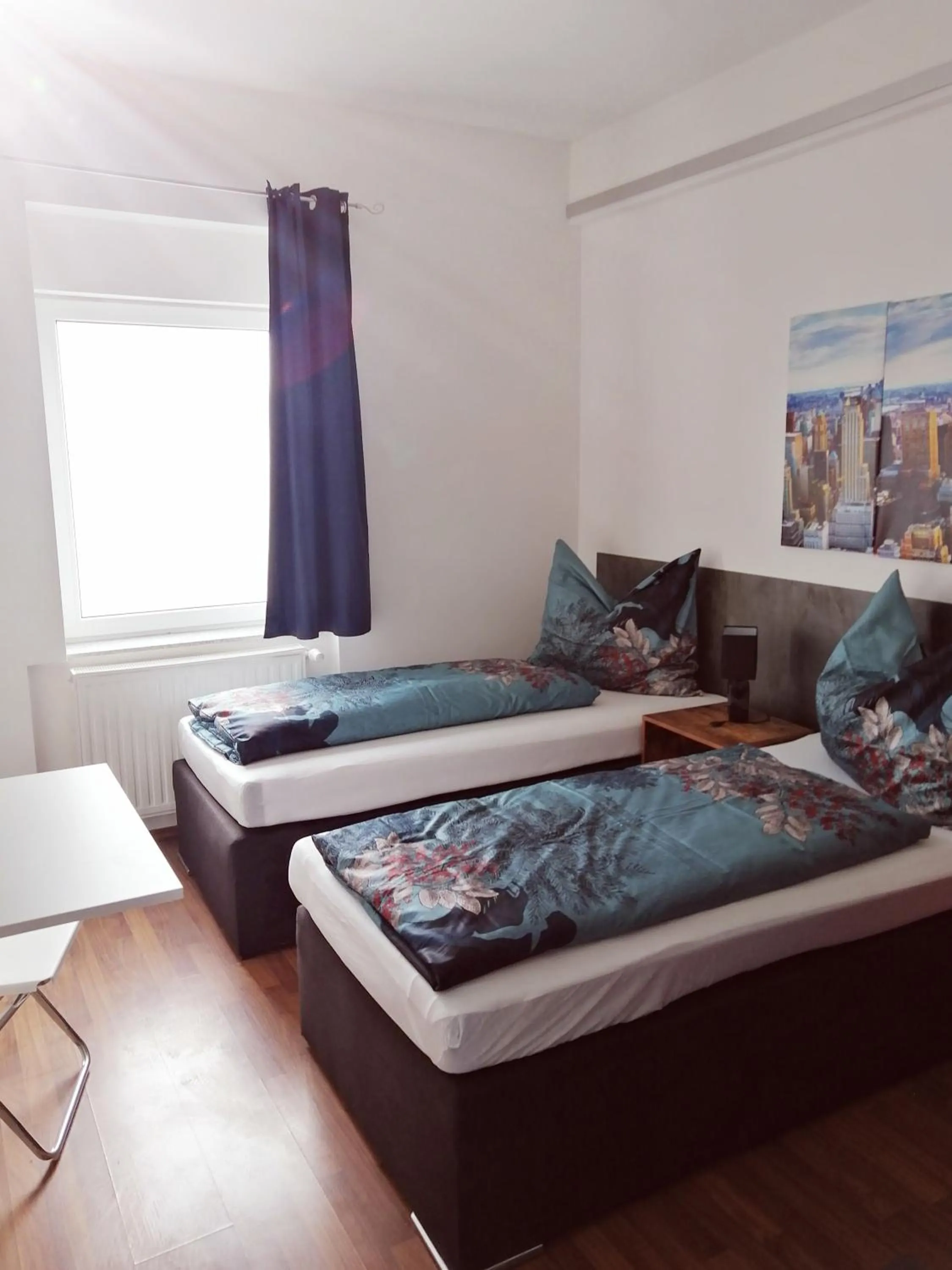 Bed in Motel Graz Ost I Free Parking I Self Check-in