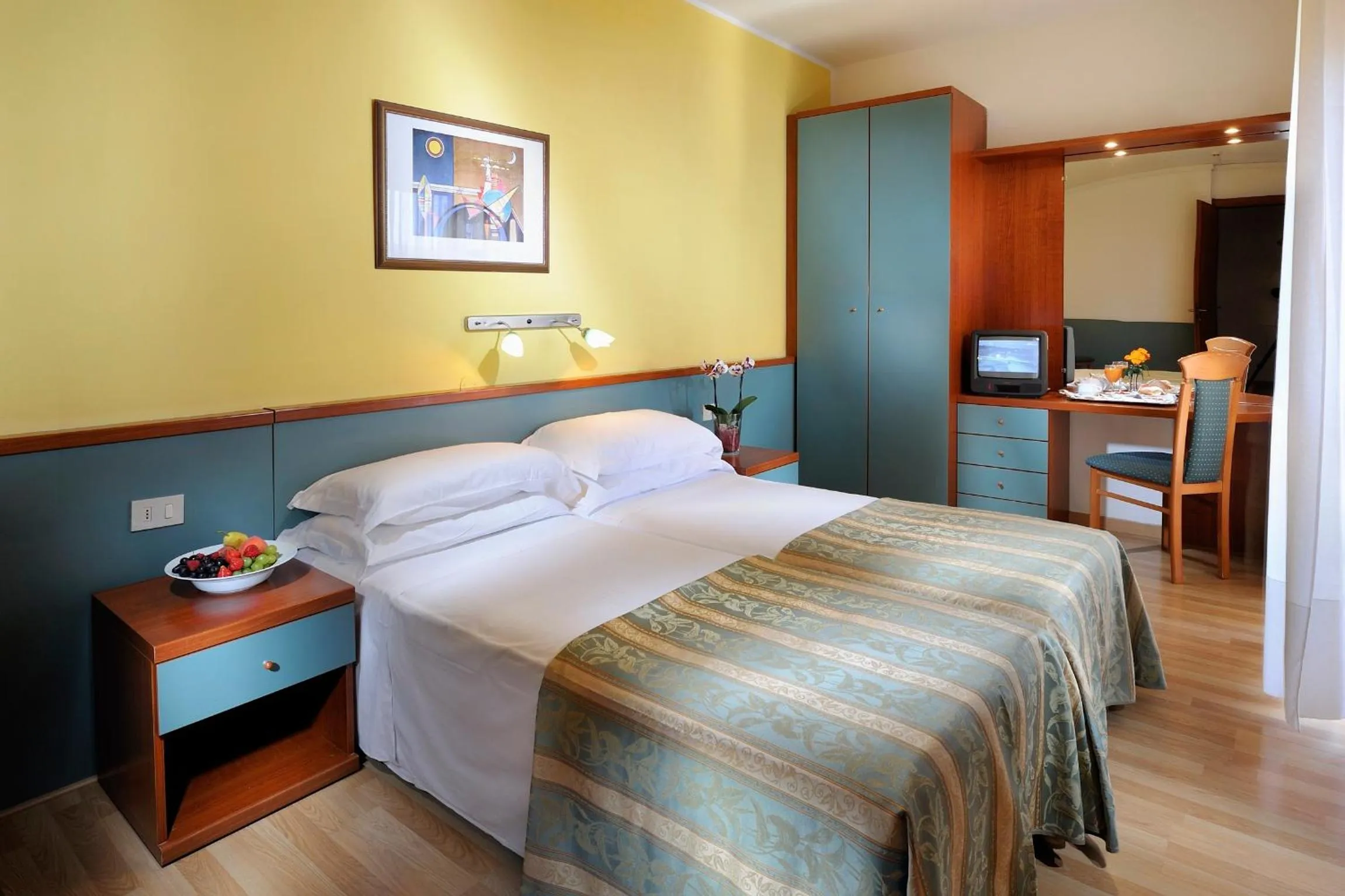 Photo of the whole room in Hotel Bembo