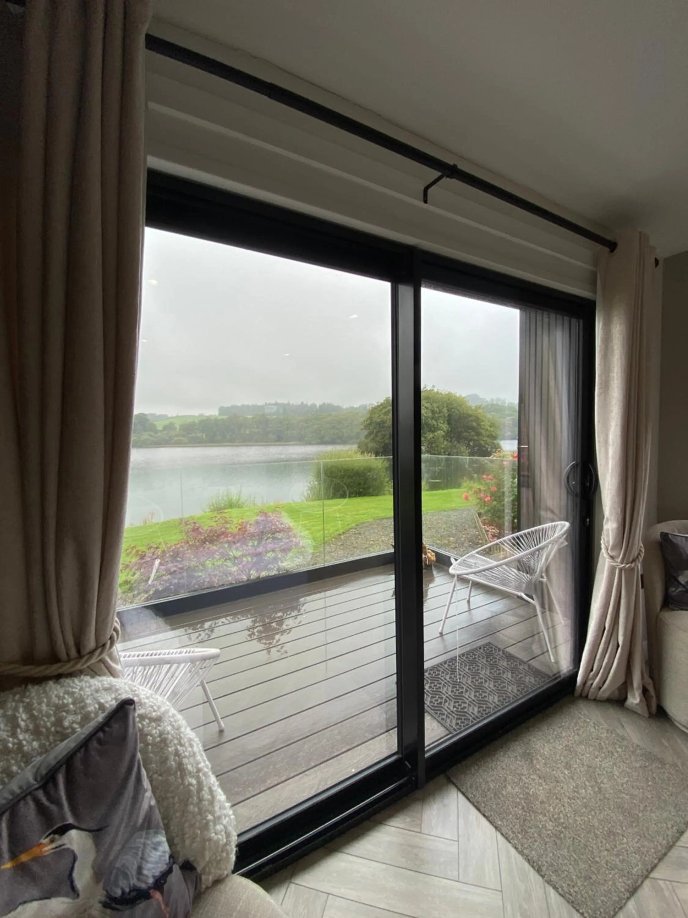 Bed in The Inn on the Loch