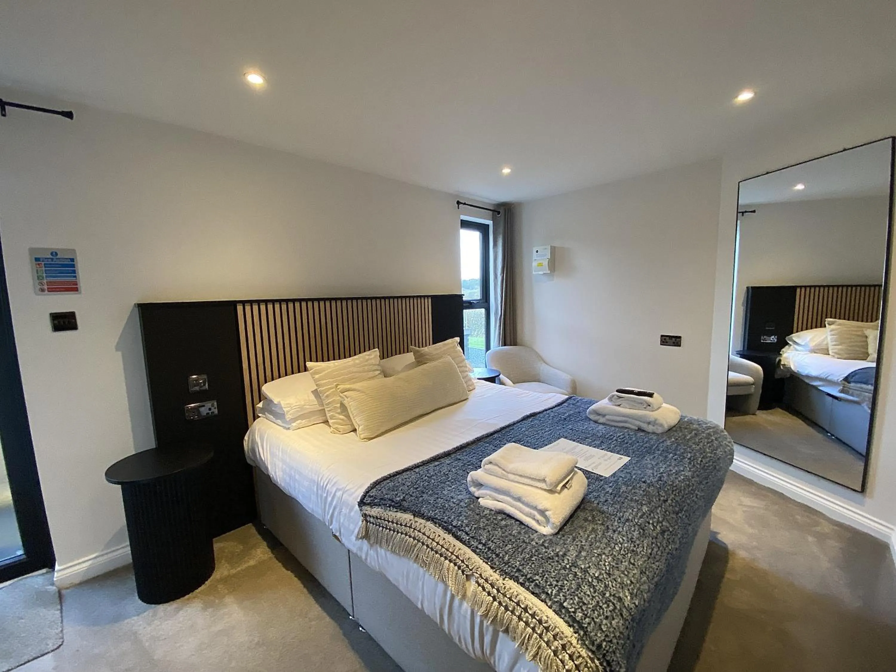 Bed in The Inn on the Loch