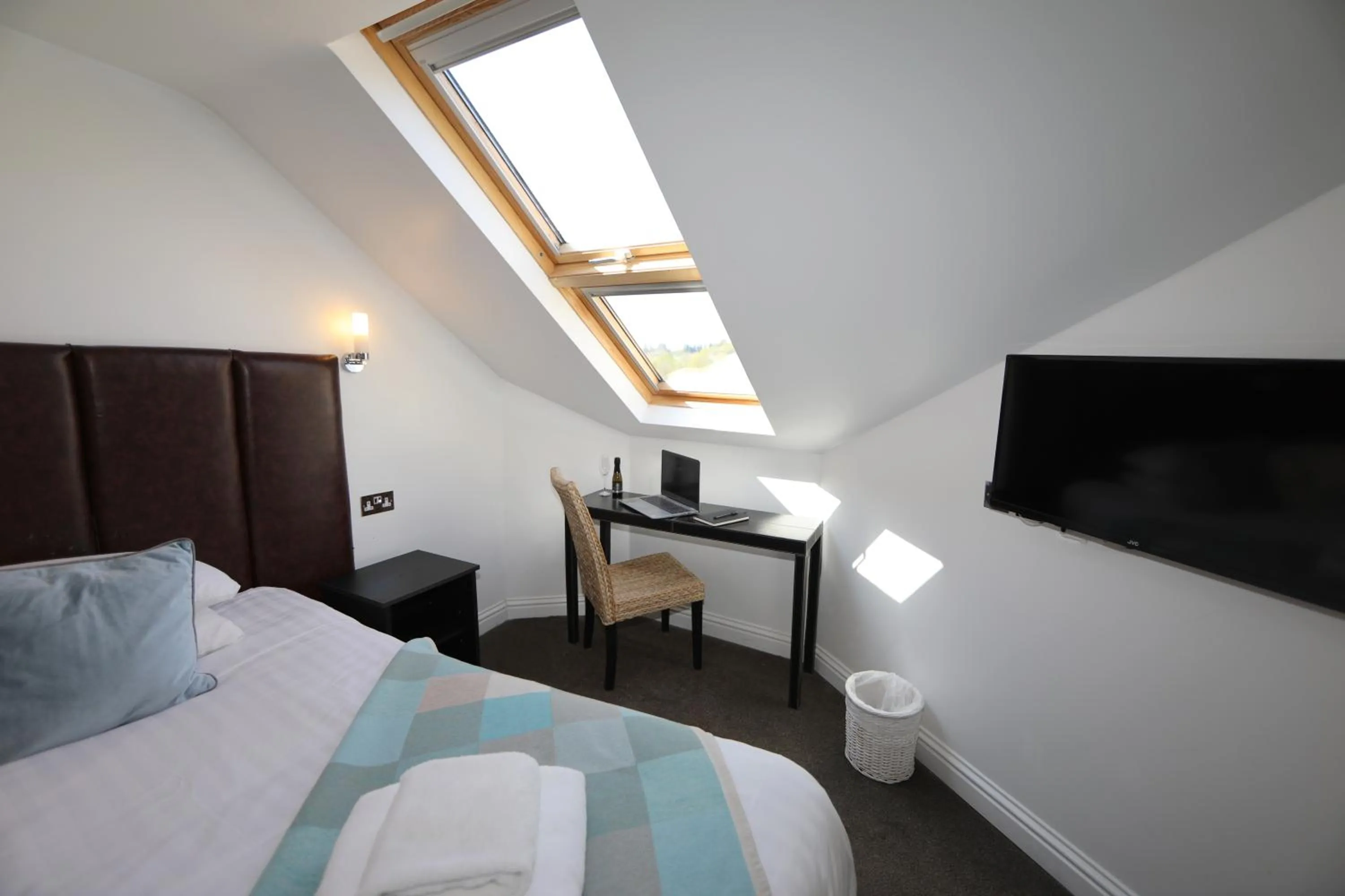 Bed in The Inn on the Loch