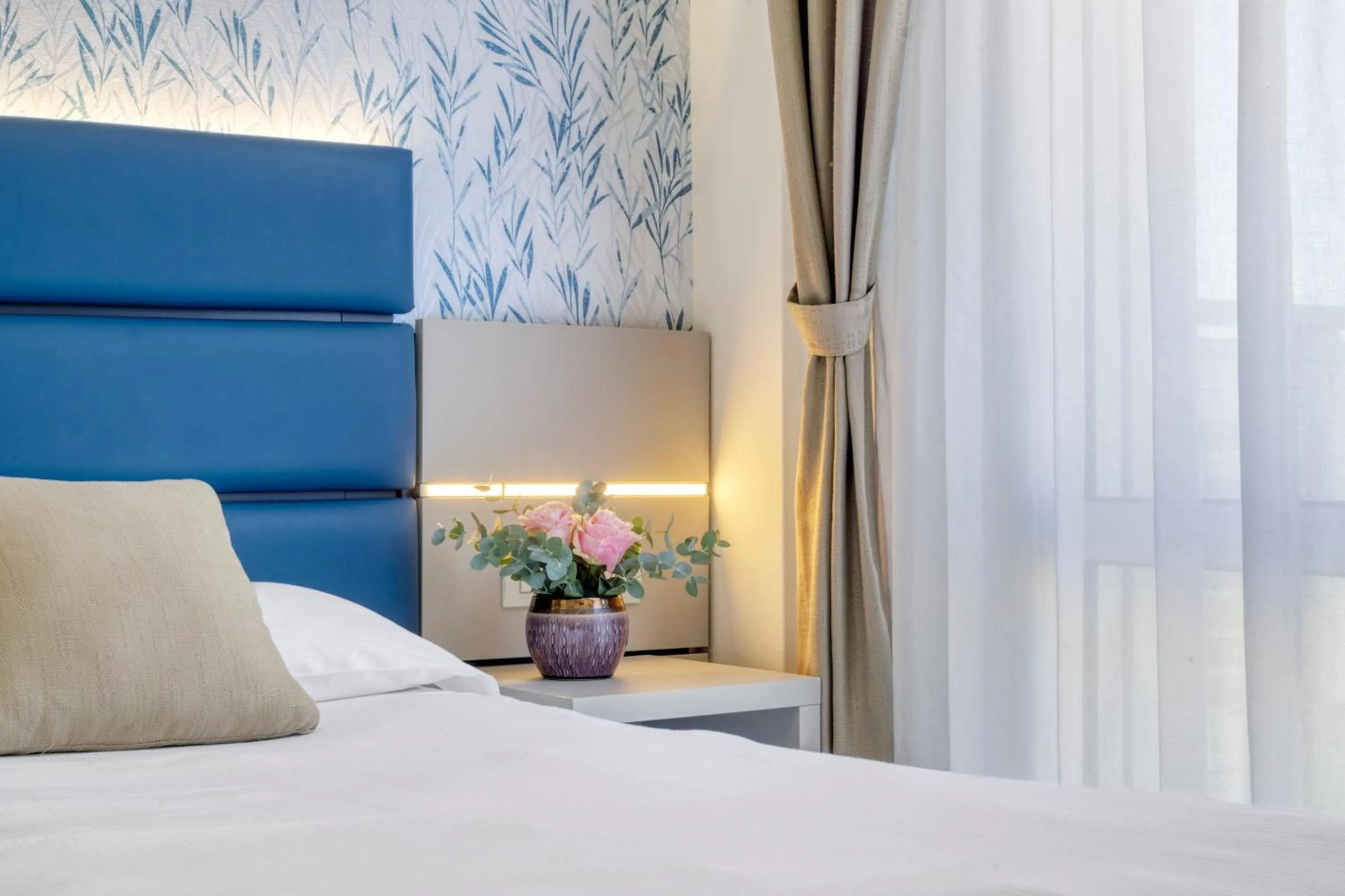 Decorative detail, Bed in Hotel Astoria