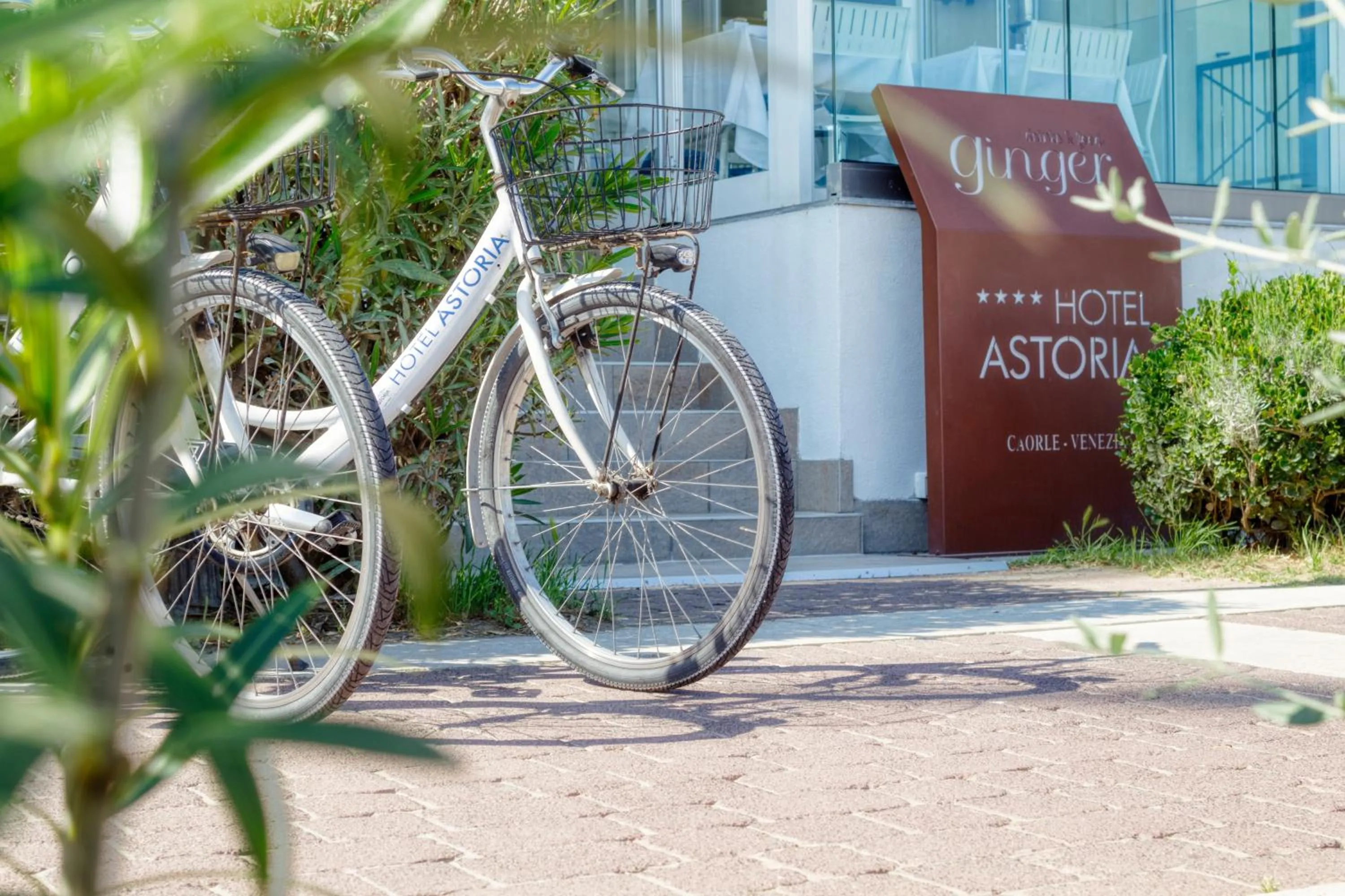 Cycling in Hotel Astoria