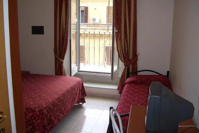 Photo of the whole room, Bed in Hotel Euro Quiris