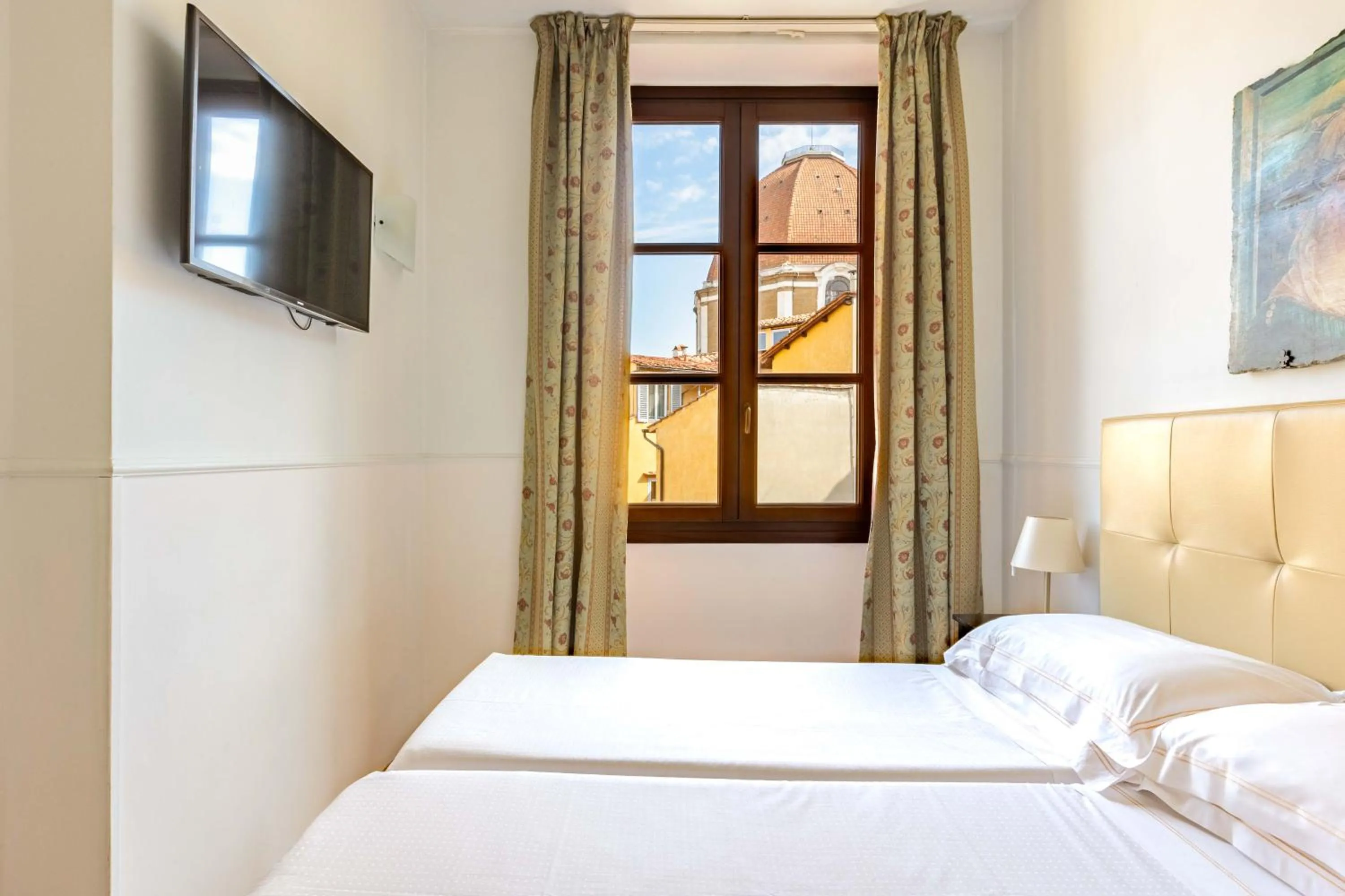 Bedroom, Bed in Relais Hotel Centrale "Dimora Storica"