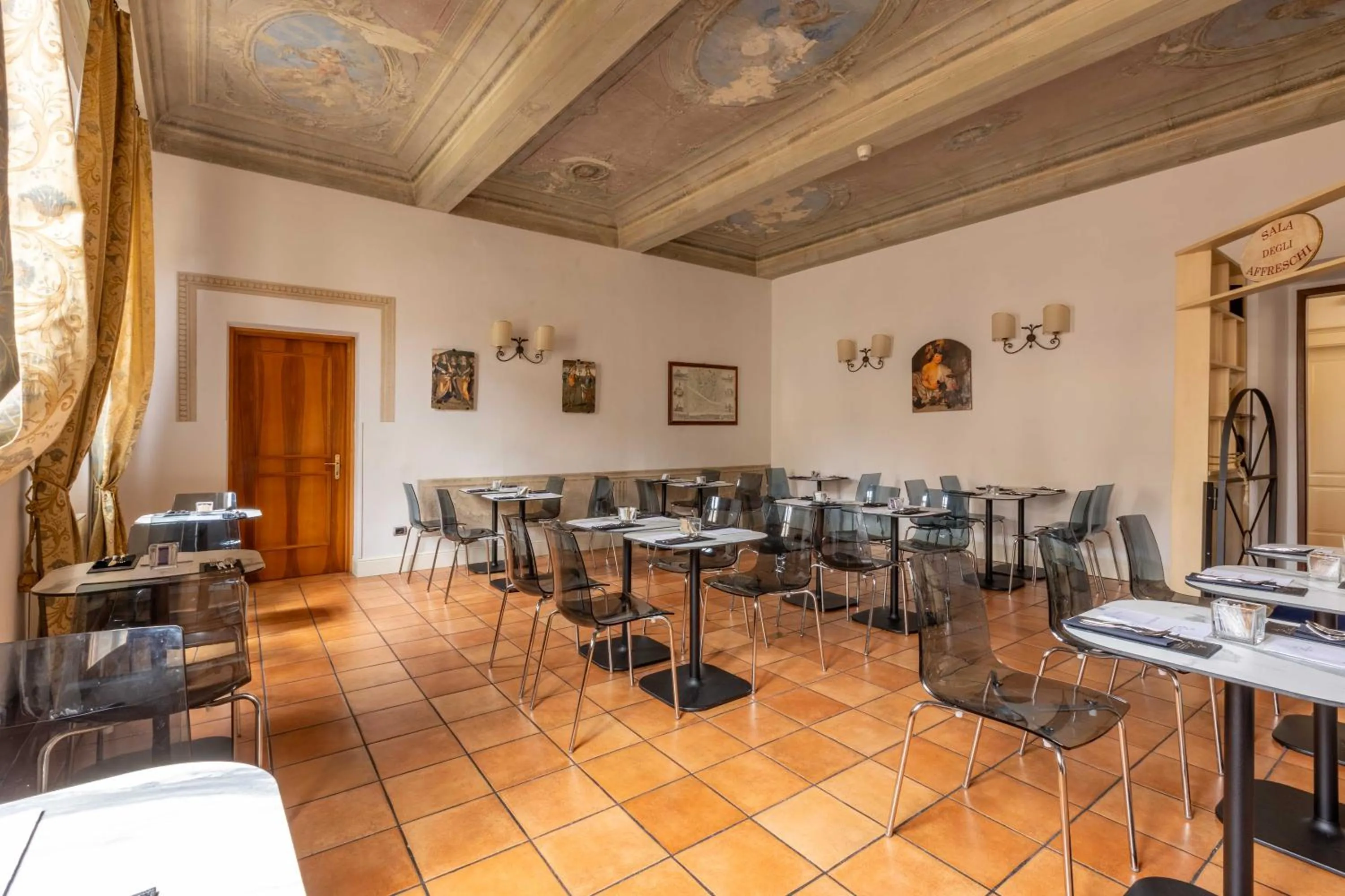 Breakfast in Relais Hotel Centrale "Dimora Storica"