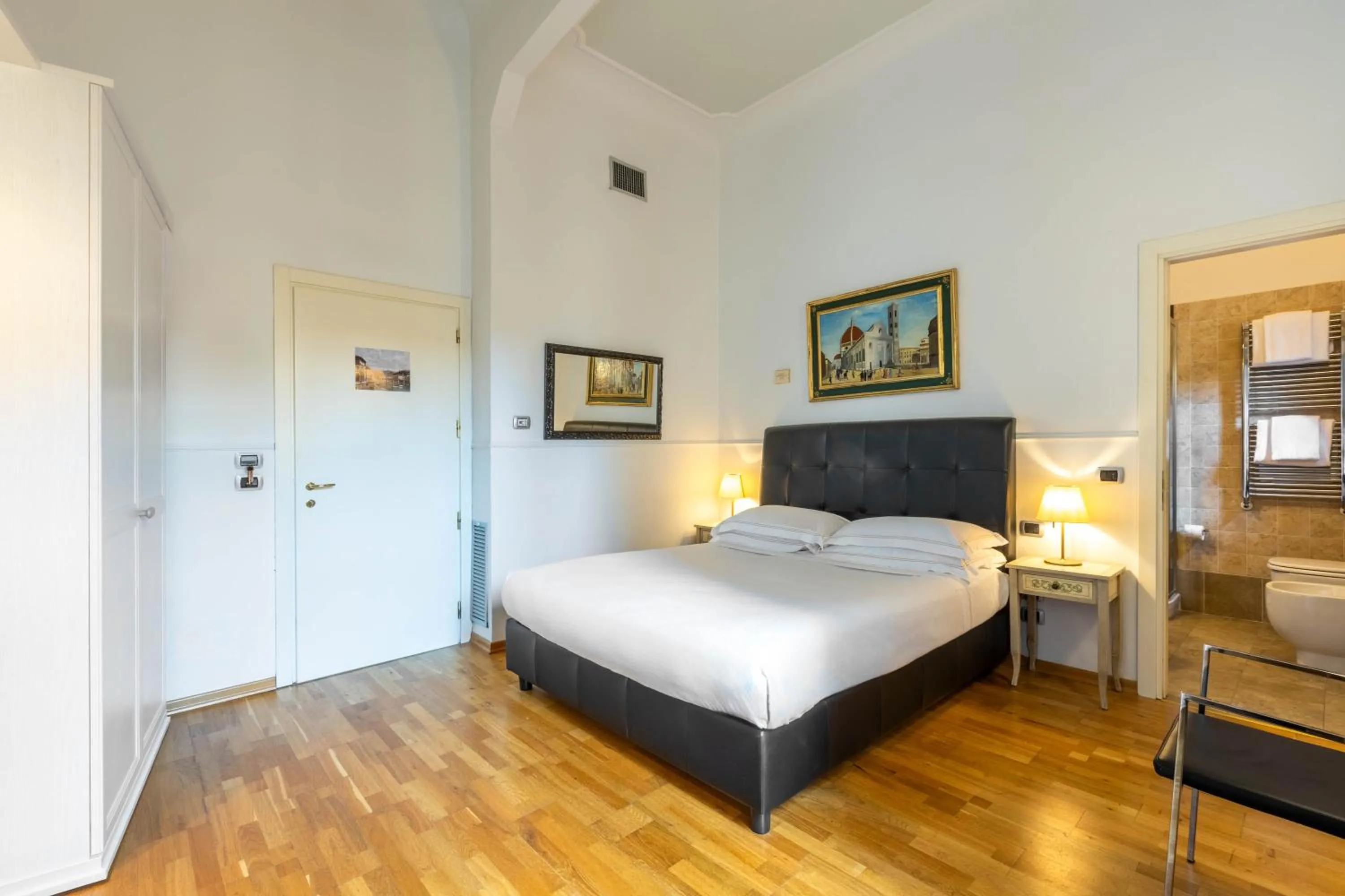 Bedroom, Bed in Relais Hotel Centrale "Dimora Storica"