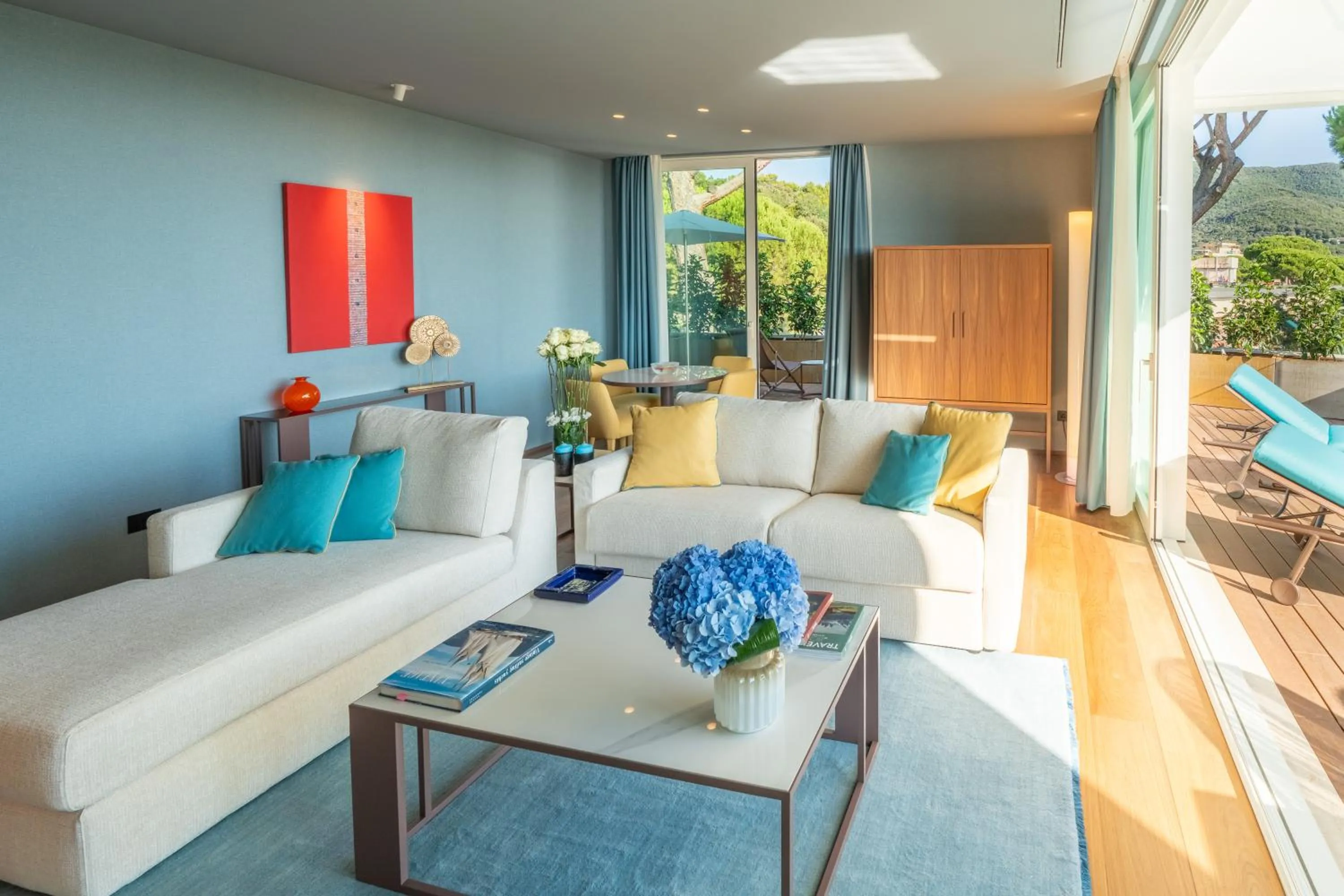 Living room in Gallia Palace Hotel - Relais & Châteaux