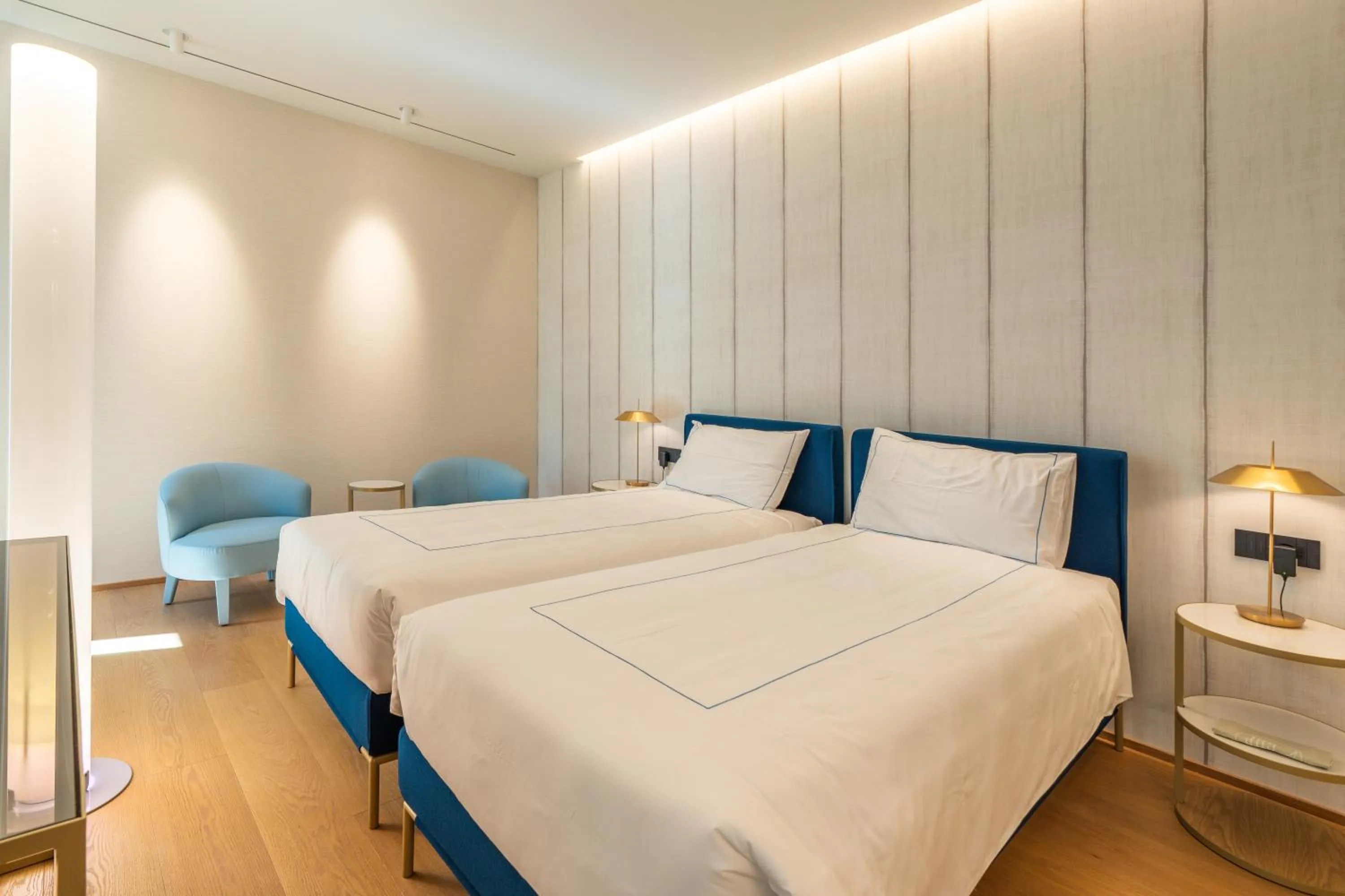 Bedroom, Bed in Gallia Palace Hotel - Relais & Châteaux