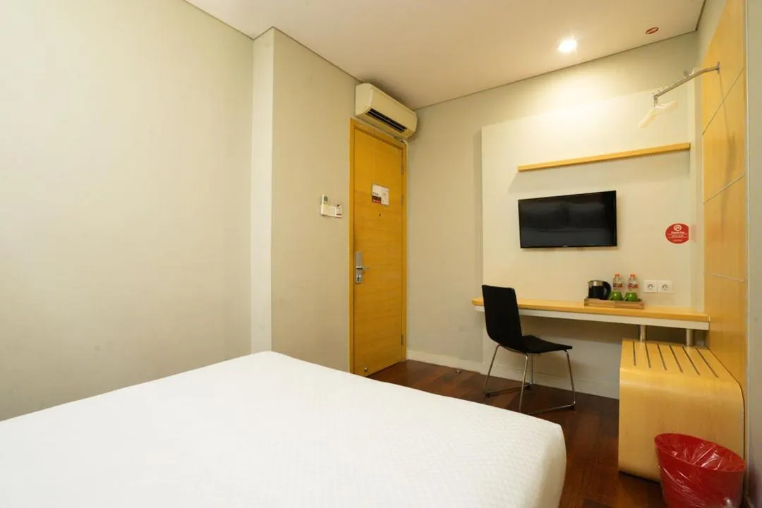Life Hotel Stasiun Kota Surabaya