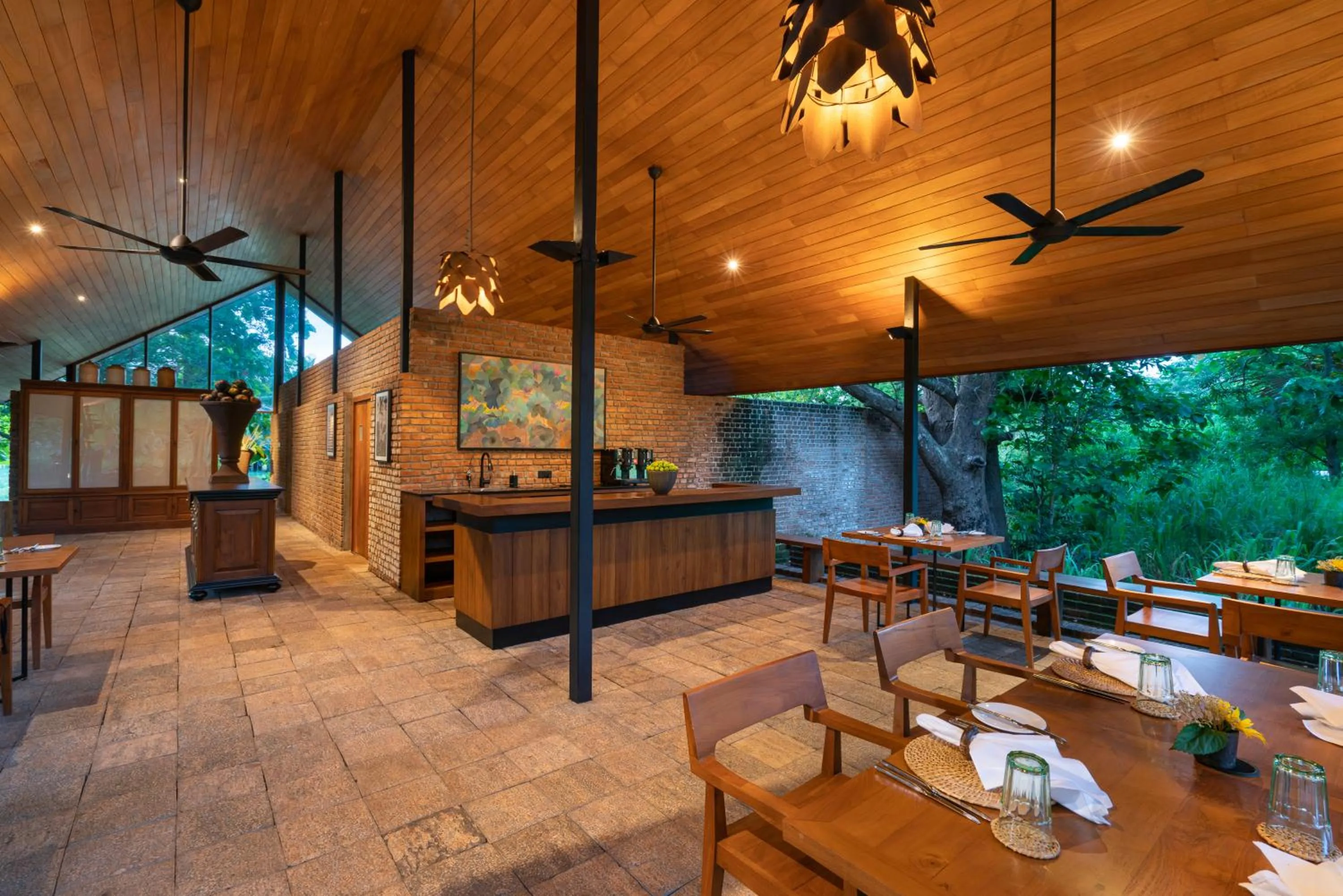 Restaurant/places to eat in Taru Villas Maia - Habarana