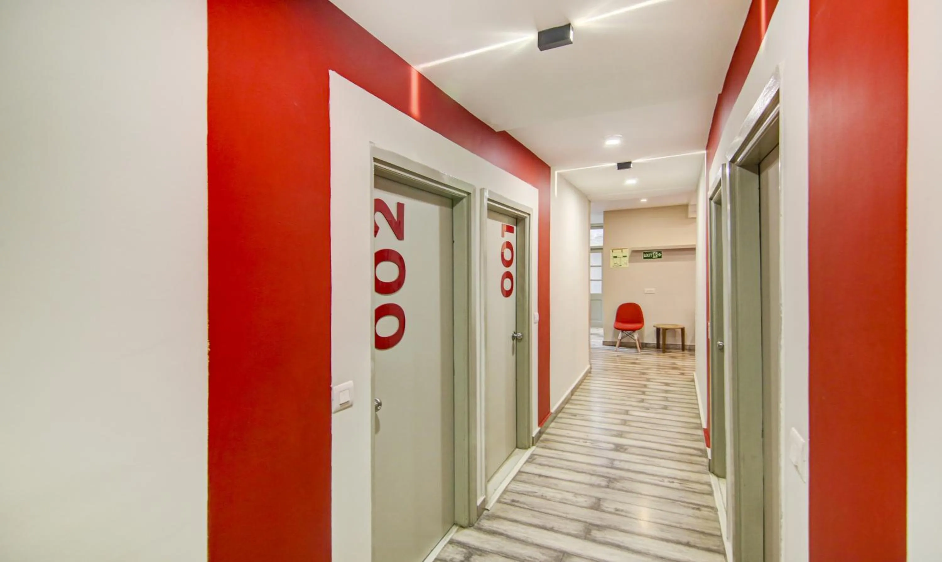 Lobby or reception in Treebo Mall View, DLF Phase II