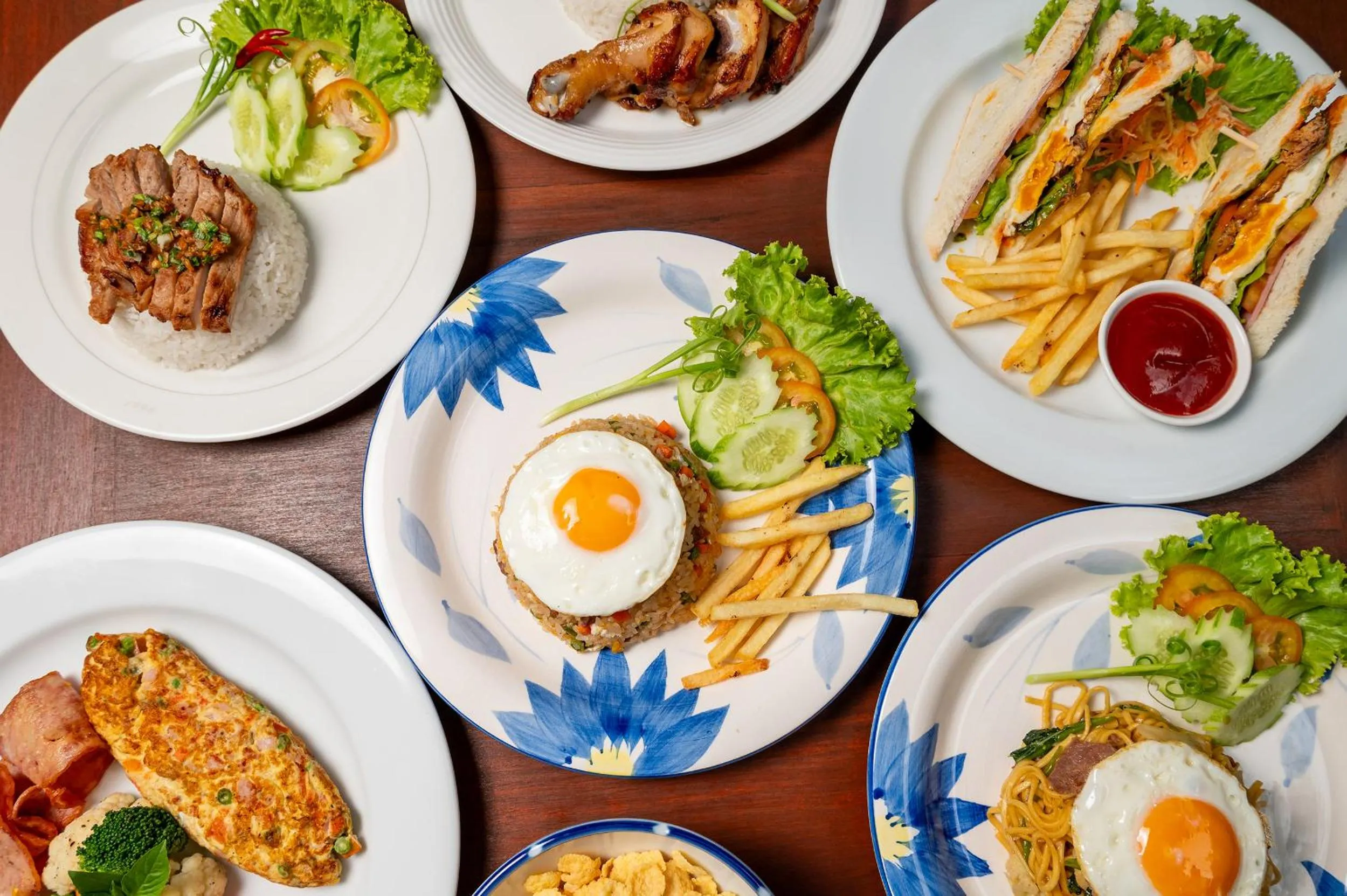 Food and drinks in Victoria Central Residence