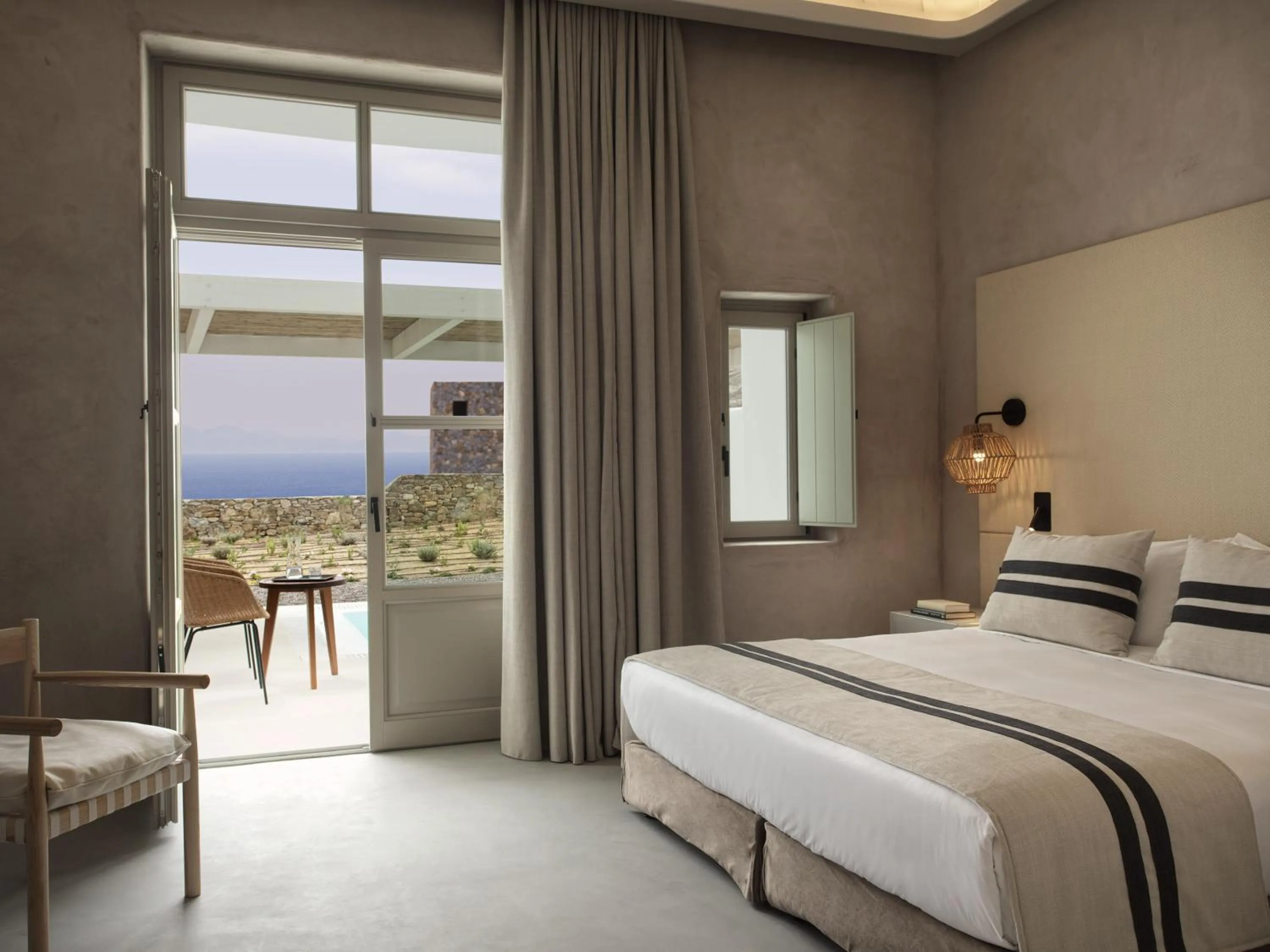 Bed in Yi Hotel Mykonos