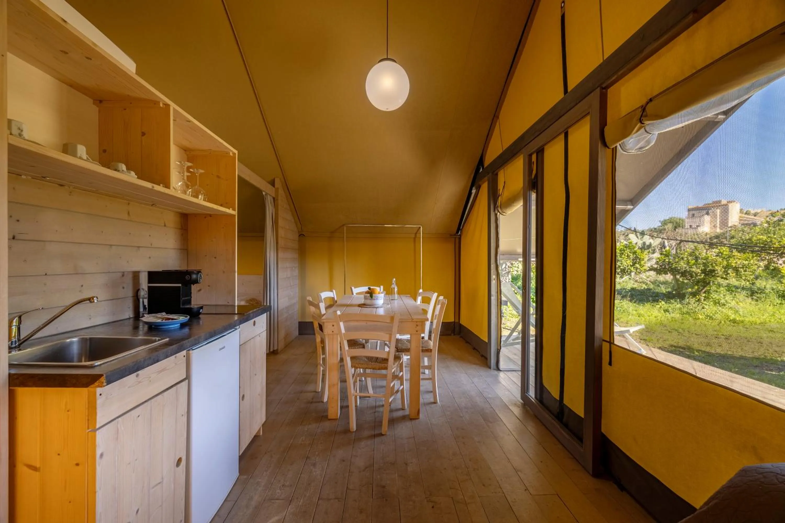 Kitchen or kitchenette in Agriturismo Vultaggio