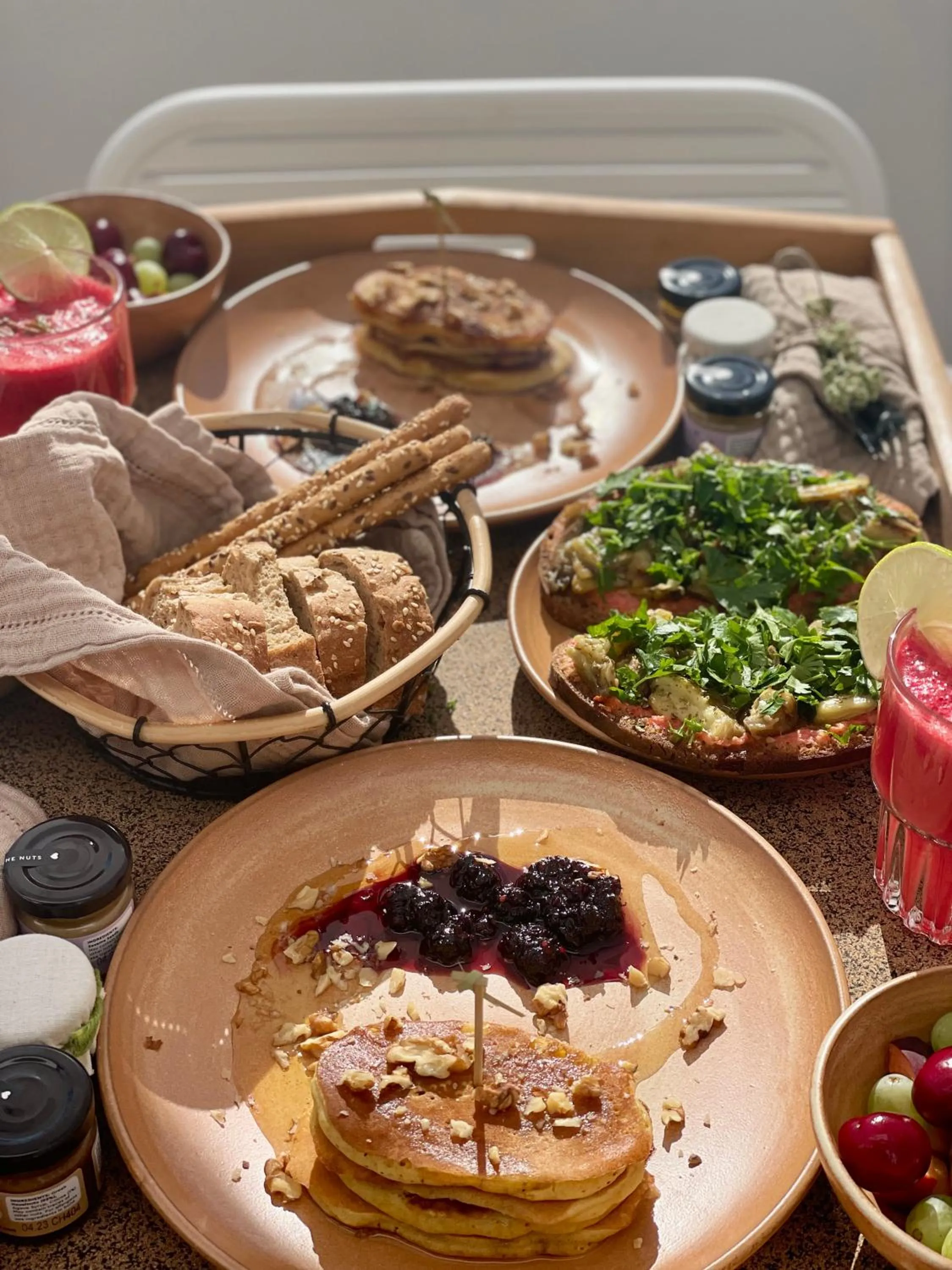 Food and drinks in Ethos Vegan Suites Fira, Santorini