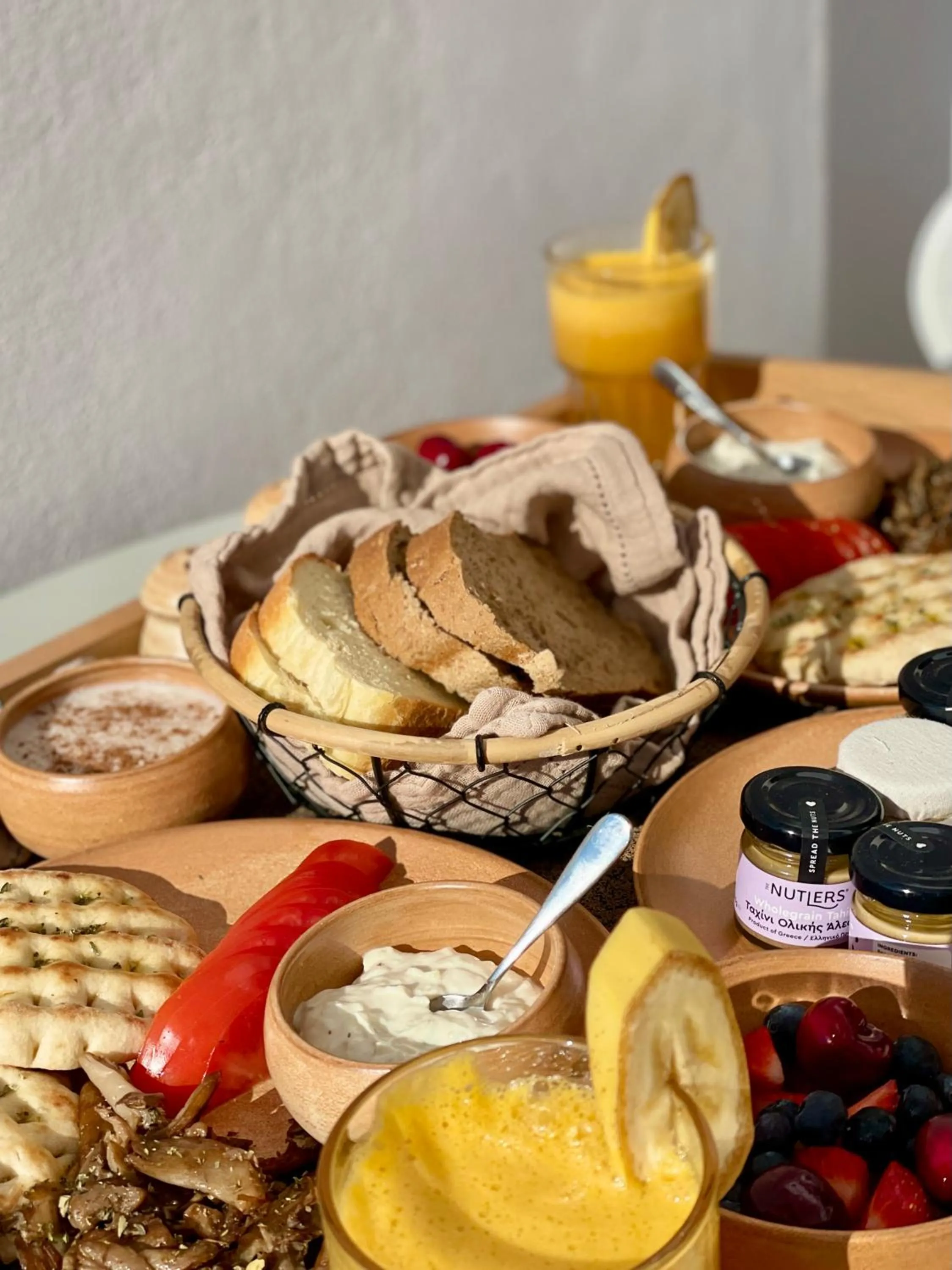 Food and drinks in Ethos Vegan Suites Fira, Santorini