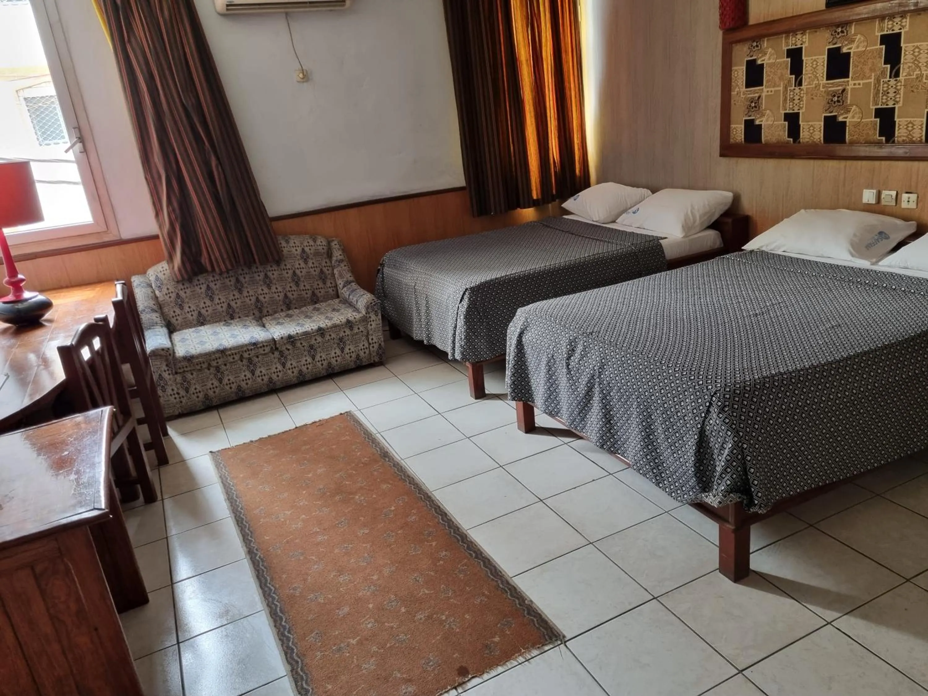 Bedroom, Bed in HOTEL SAFFANA