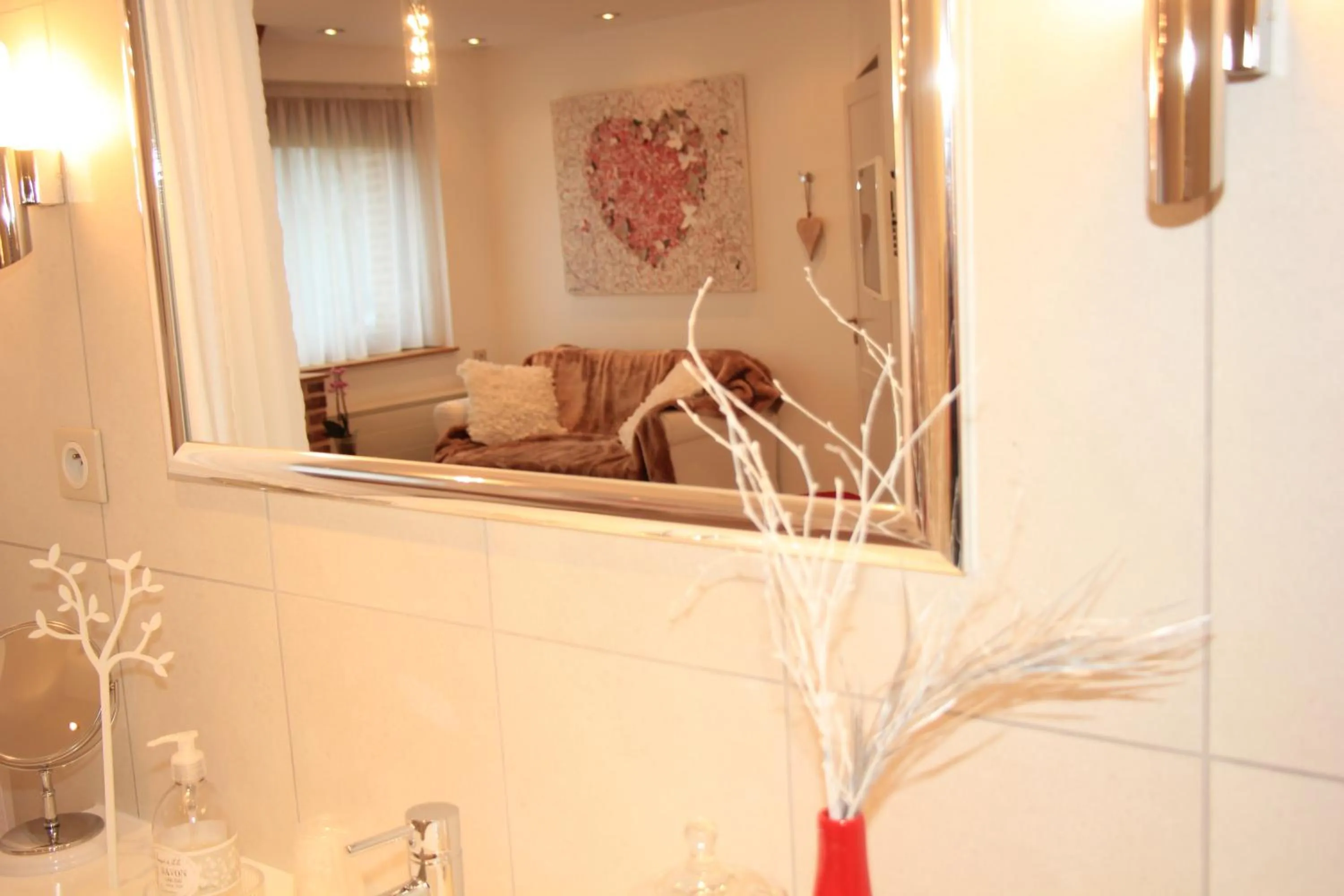 Decorative detail in Au Coeur Des Hôtes